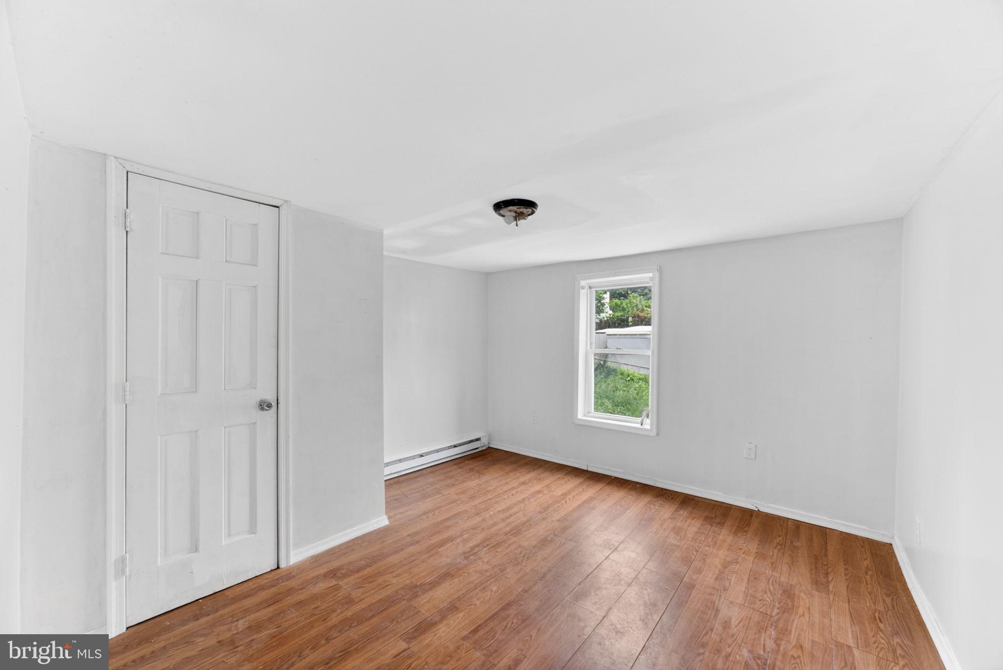 POTTSVILLE - Residential