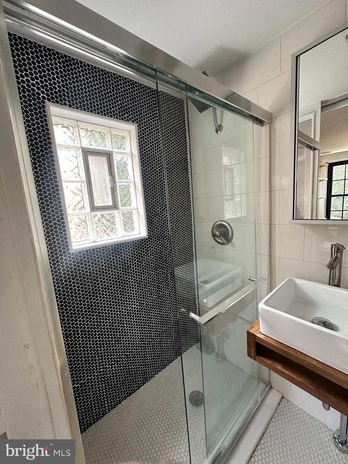 WASHINGTON SQ WEST - Residential Lease