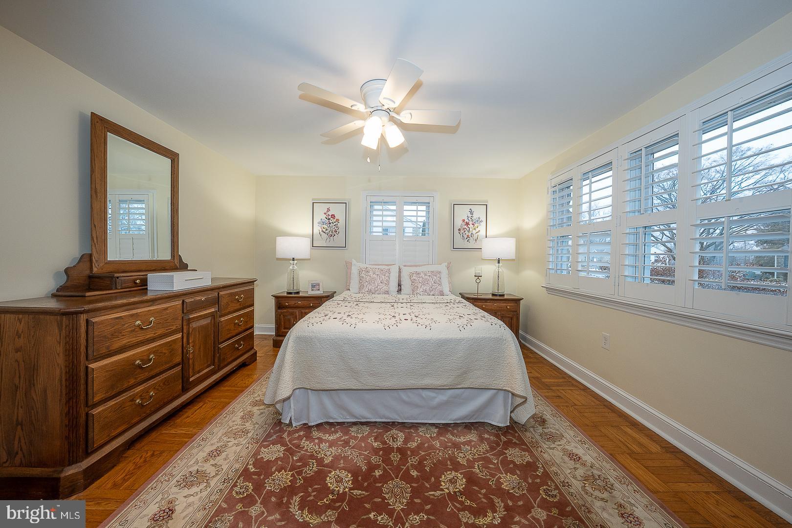 SUBURBAN VILLAGE - Residential