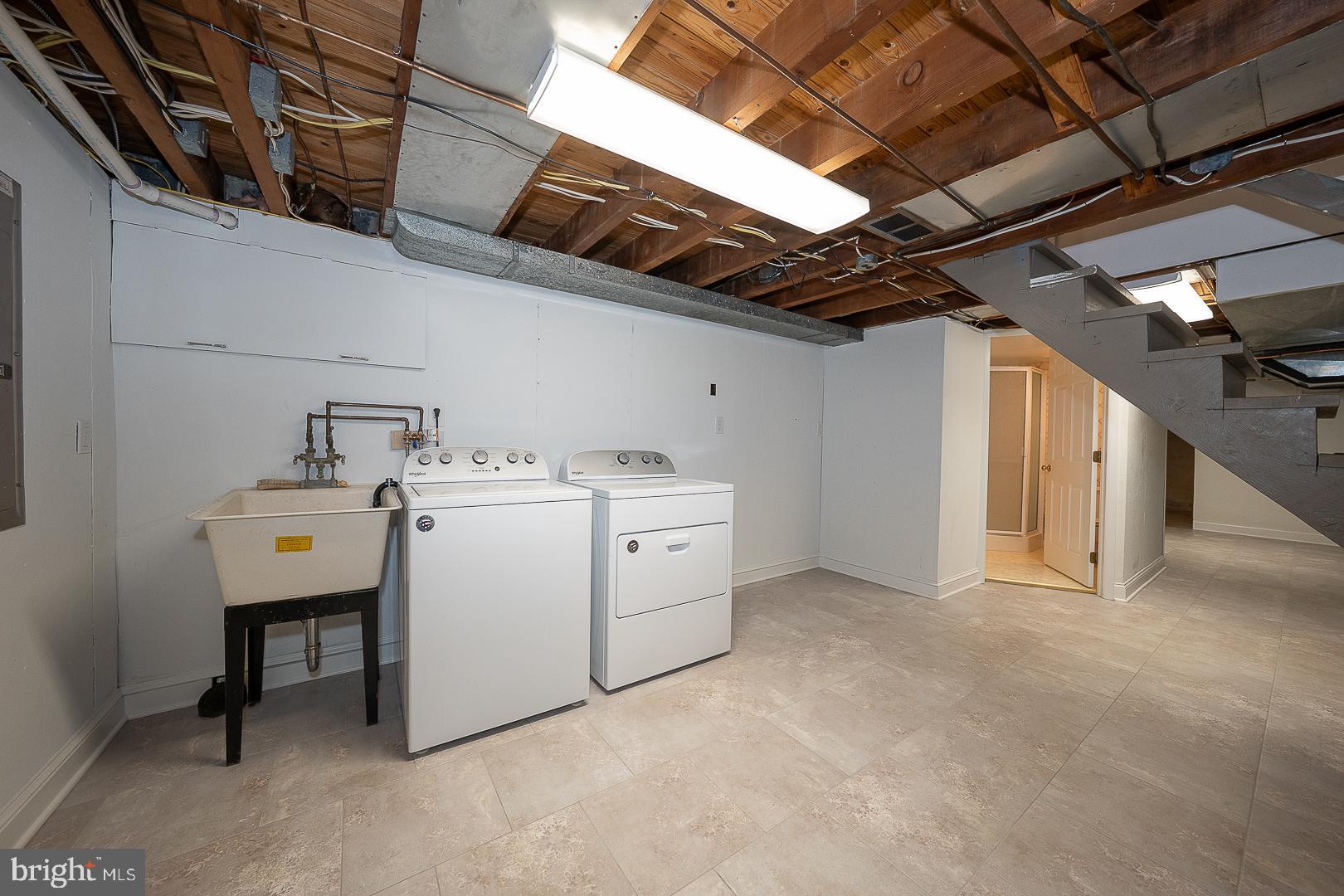 SUBURBAN VILLAGE - Residential