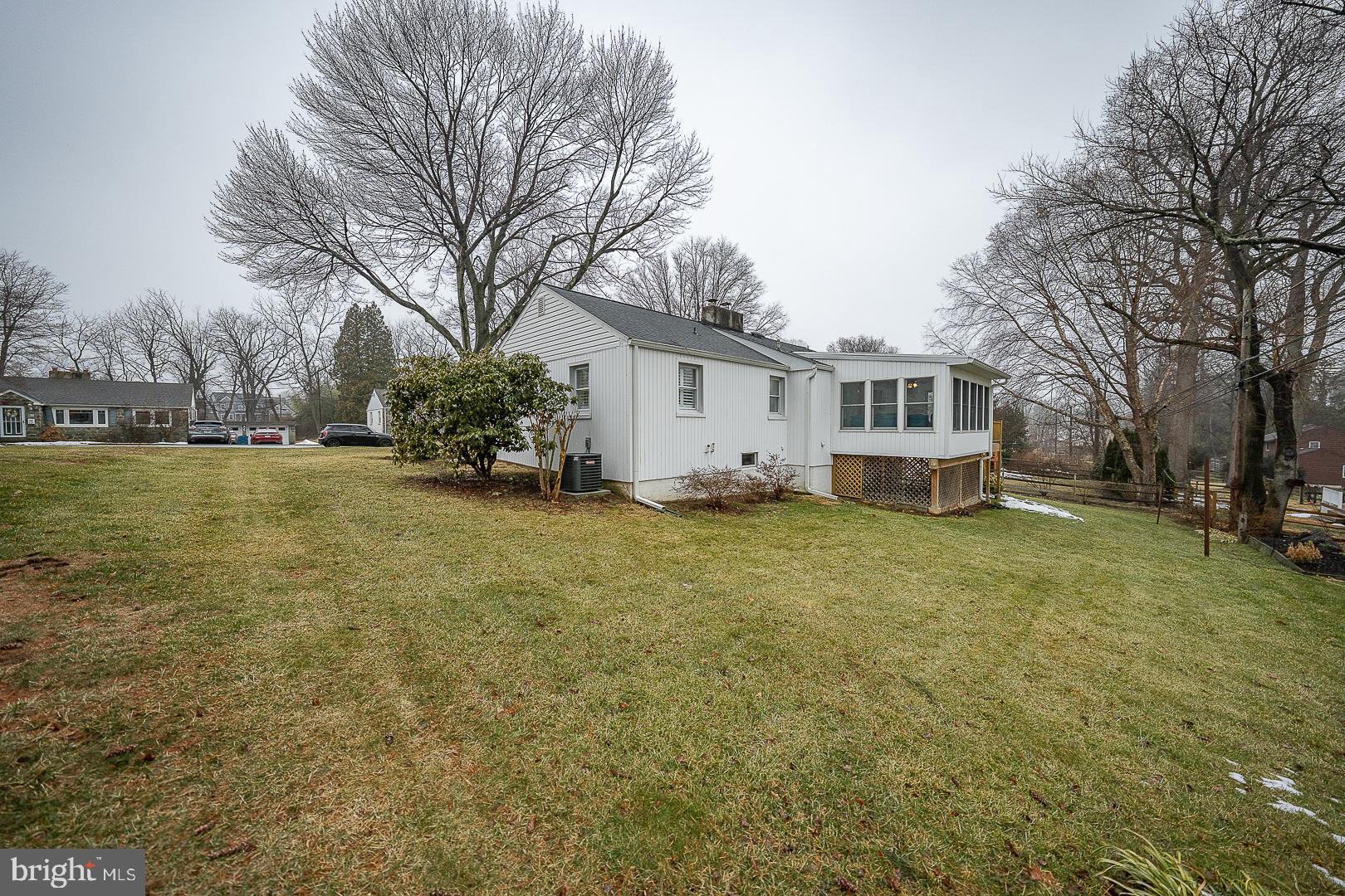 SUBURBAN VILLAGE - Residential