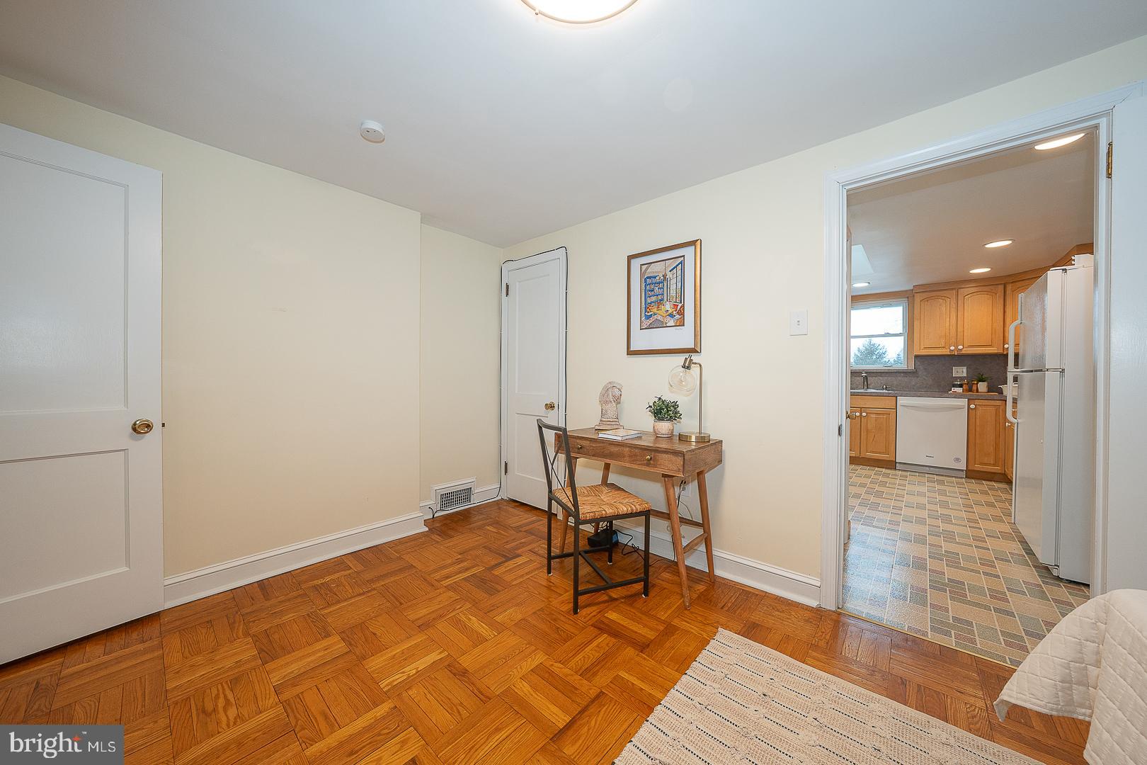 SUBURBAN VILLAGE - Residential