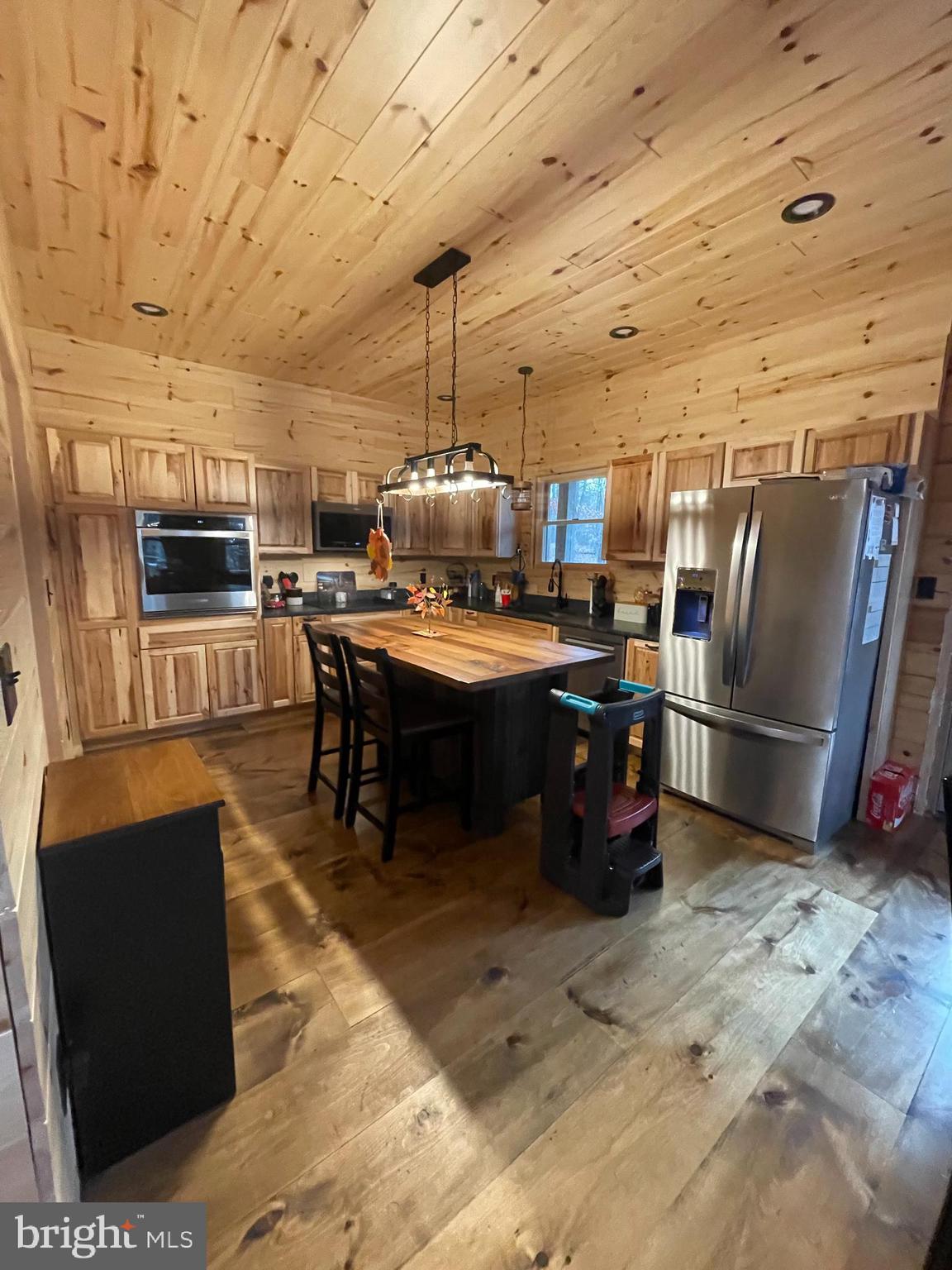 131 UPPER SPRINGS LN