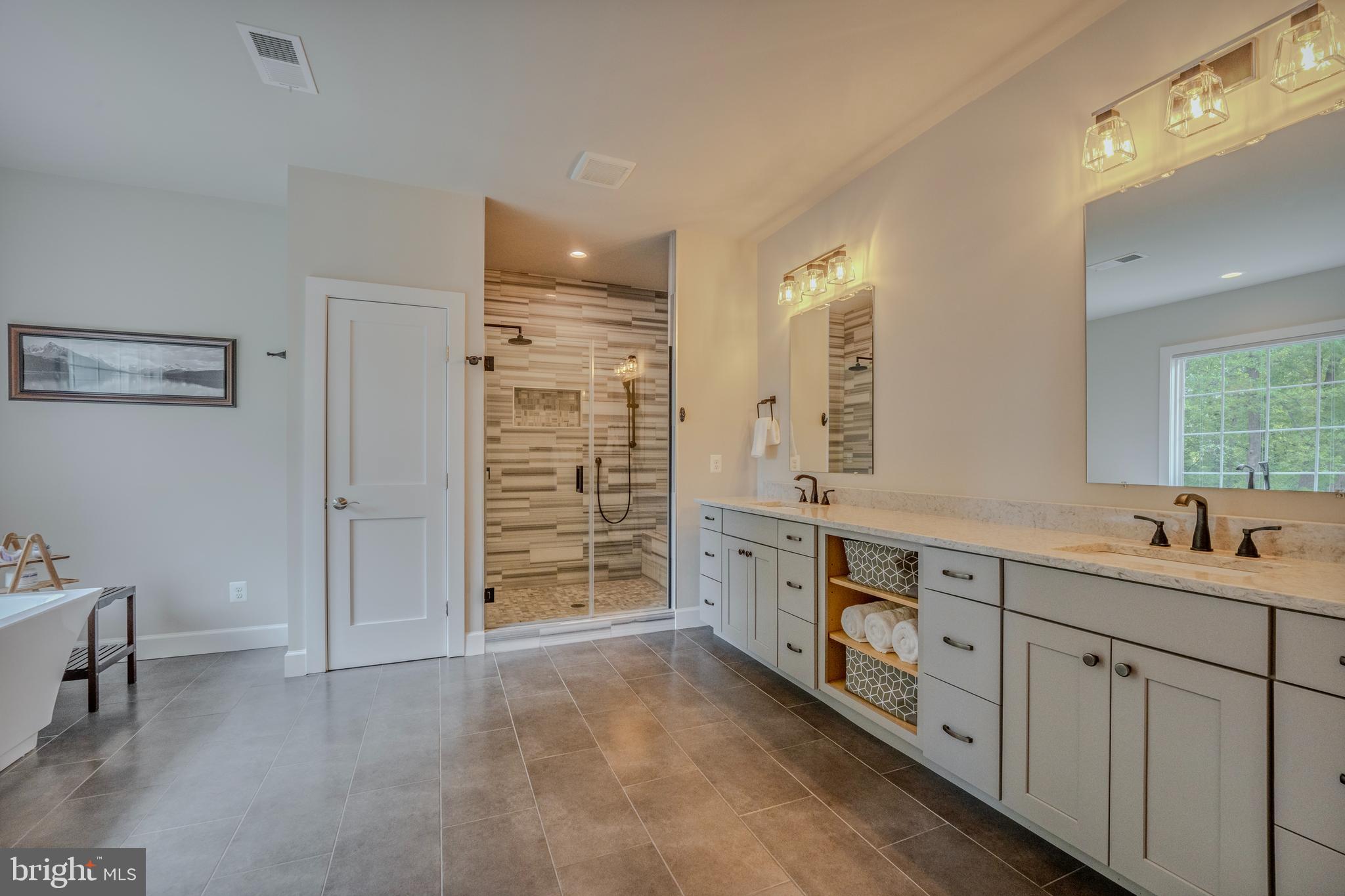 WAKEFIELD FOREST - Residential