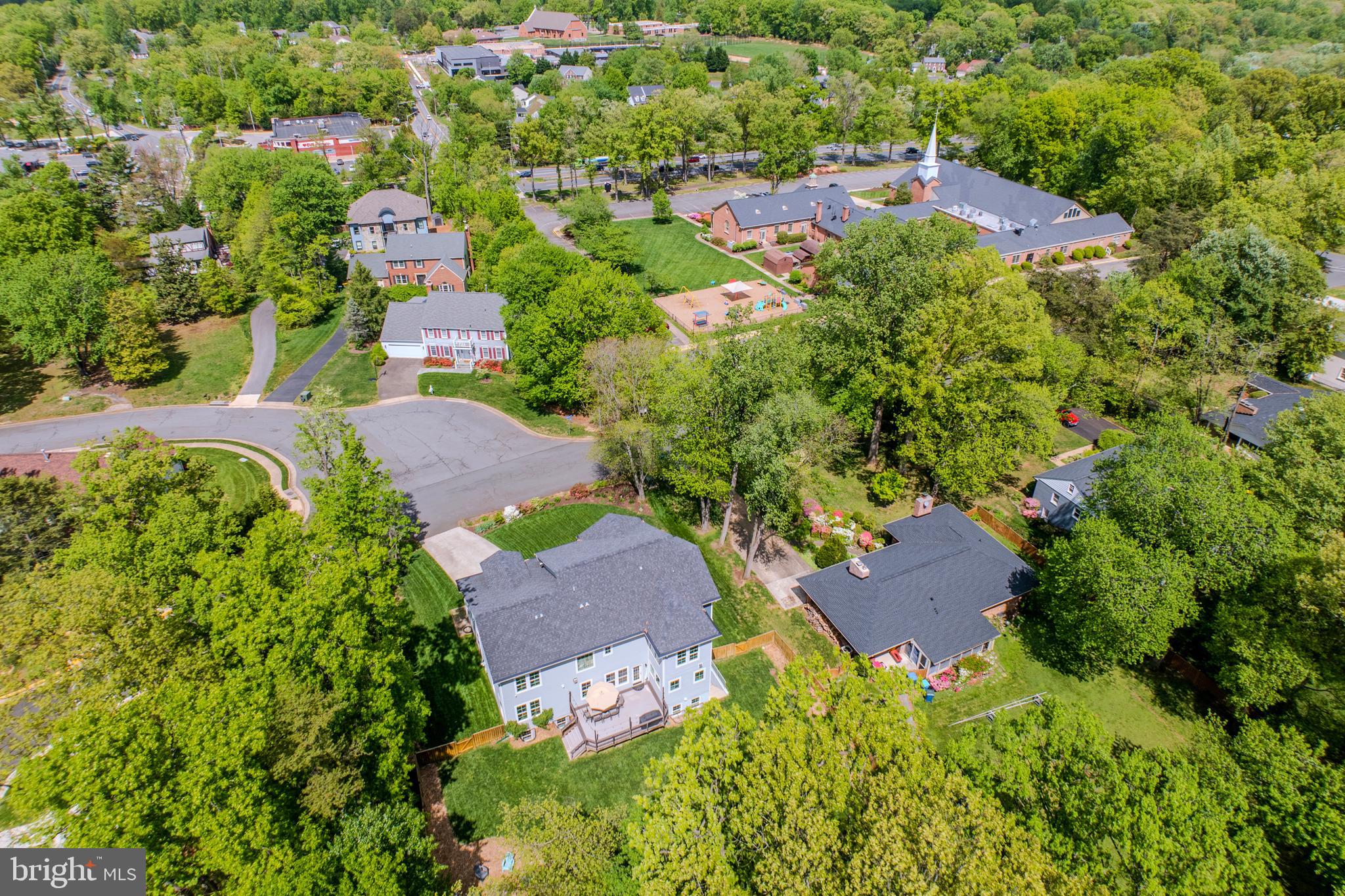 WAKEFIELD FOREST - Residential