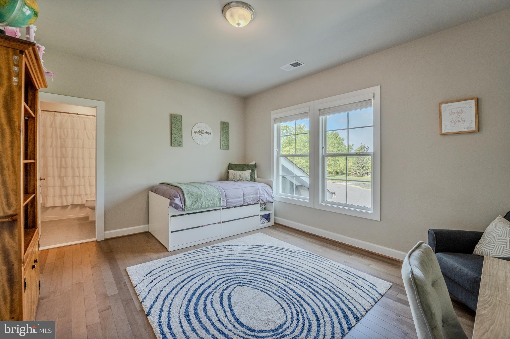 WAKEFIELD FOREST - Residential