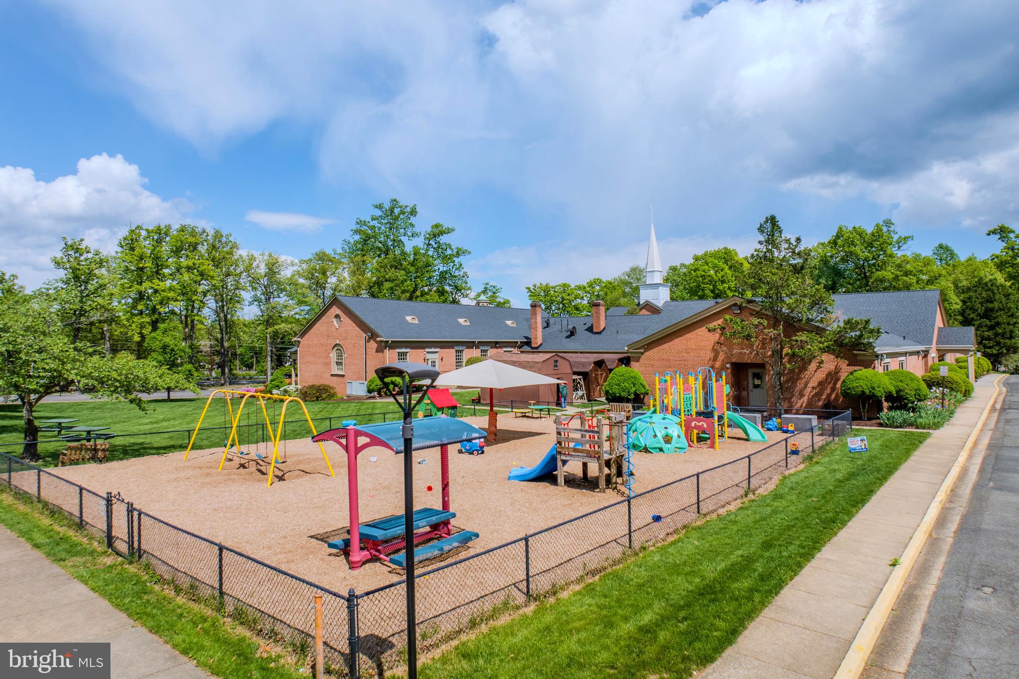 WAKEFIELD FOREST - Residential