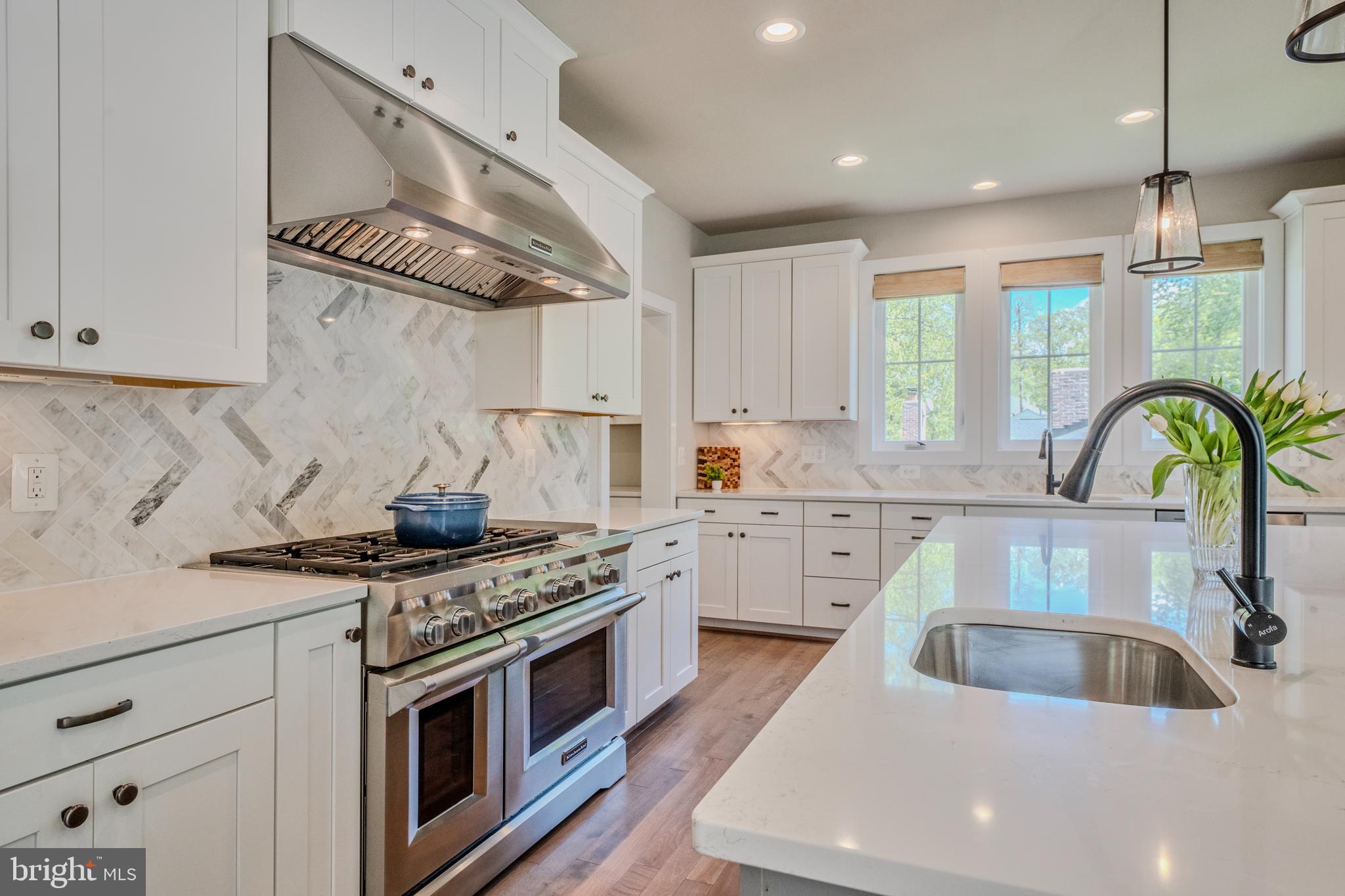 WAKEFIELD FOREST - Residential