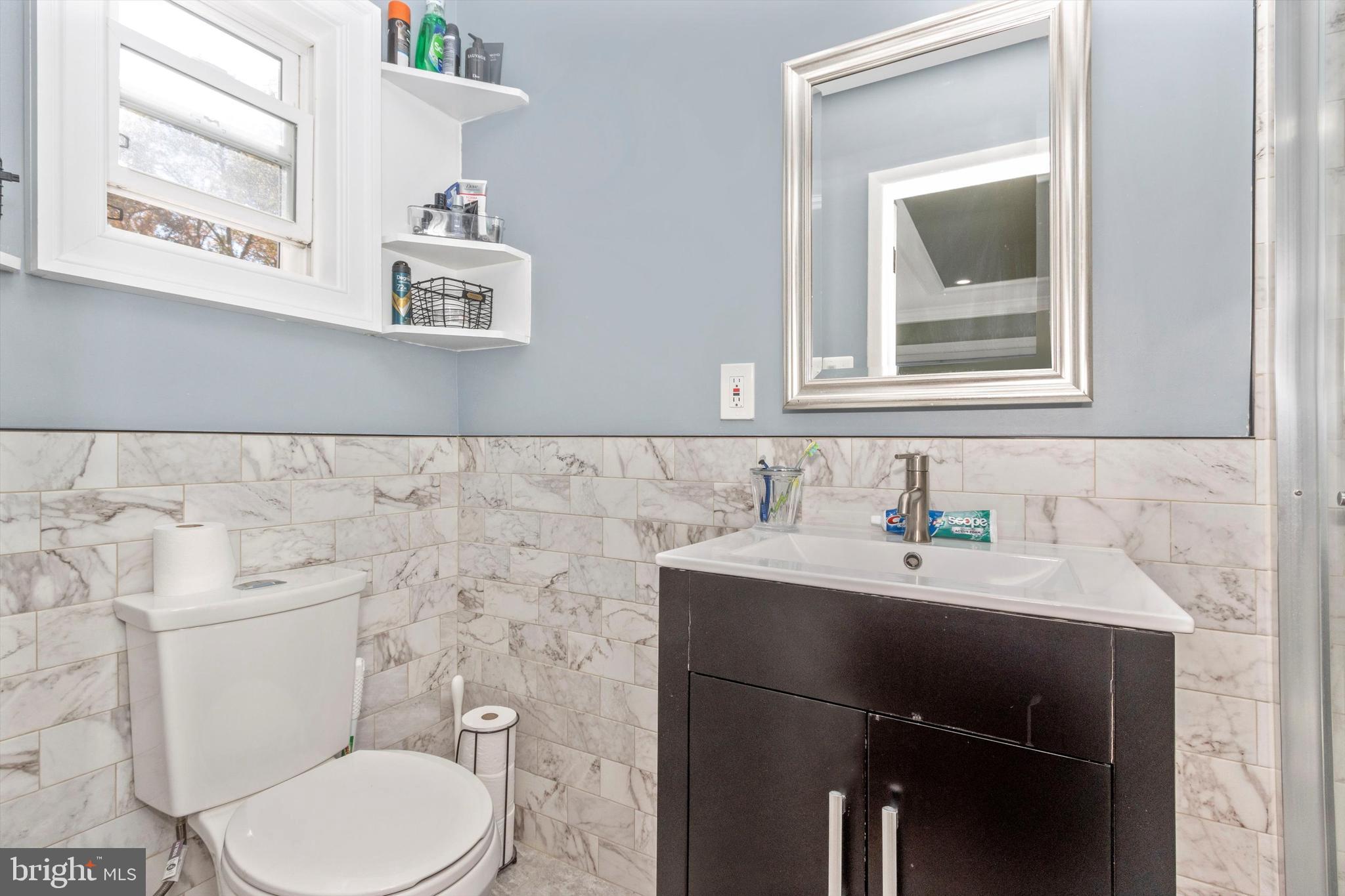 WHITE OAK MANOR - Residential