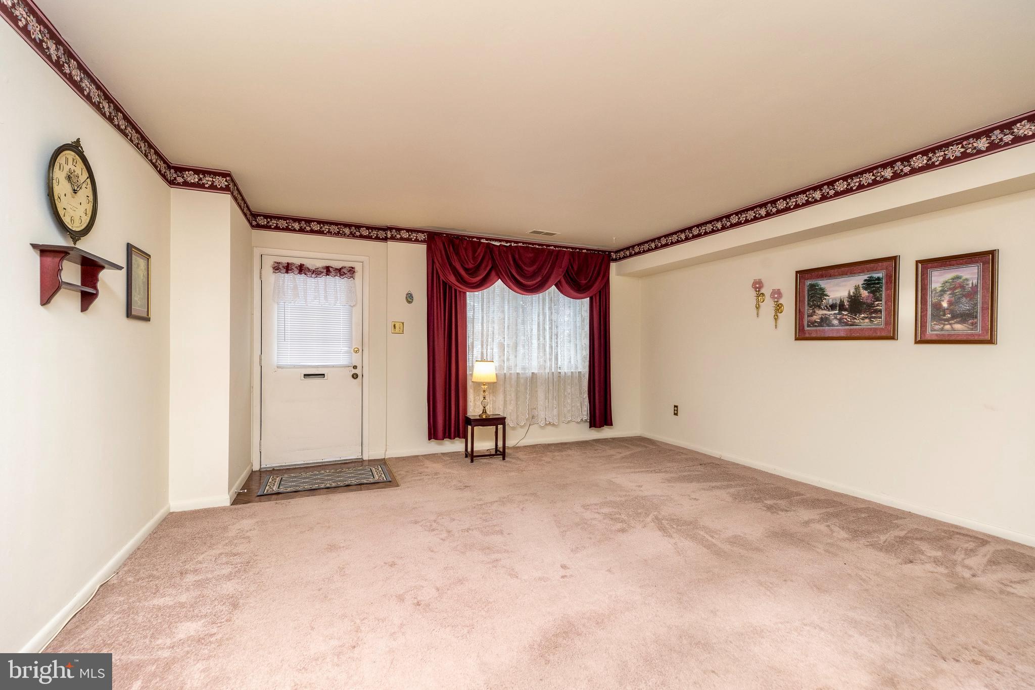 BUTLER PARK CONDO - Residential
