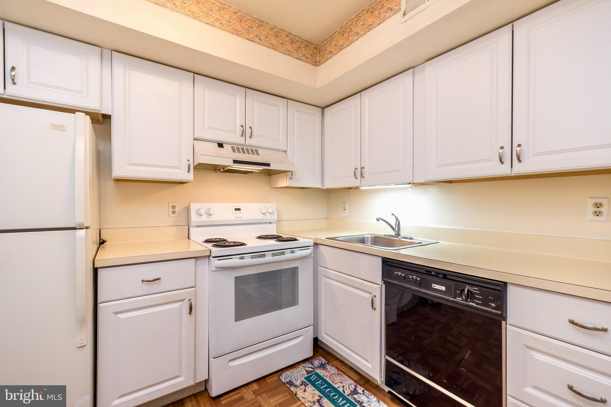 BUTLER PARK CONDO - Residential