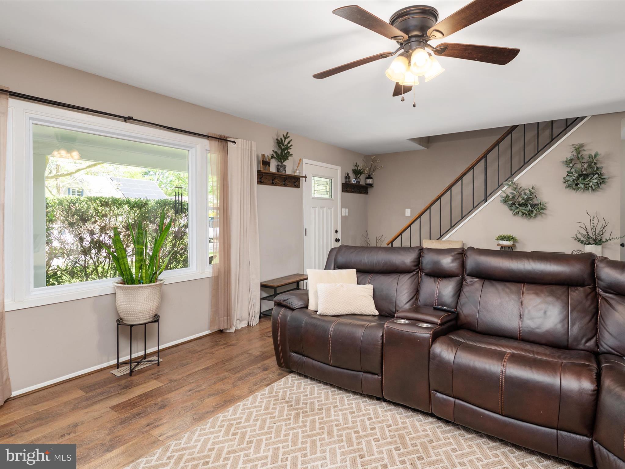4512 ORANGEWOOD LANE