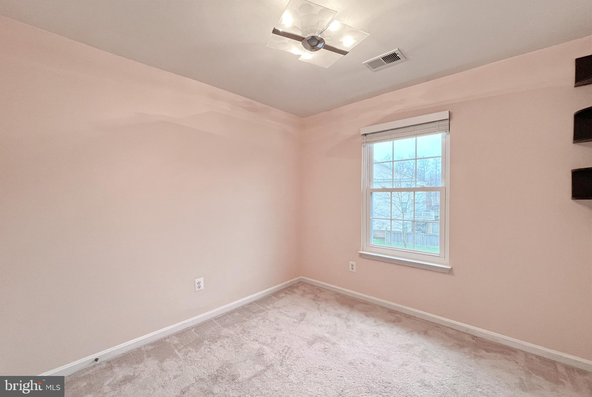 BROADLANDS - Residential Lease