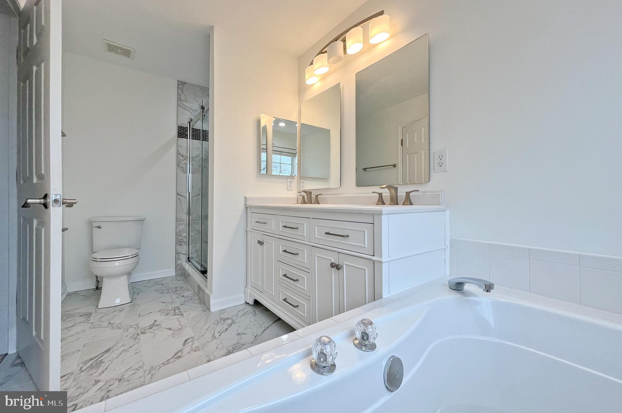 BROADLANDS - Residential Lease