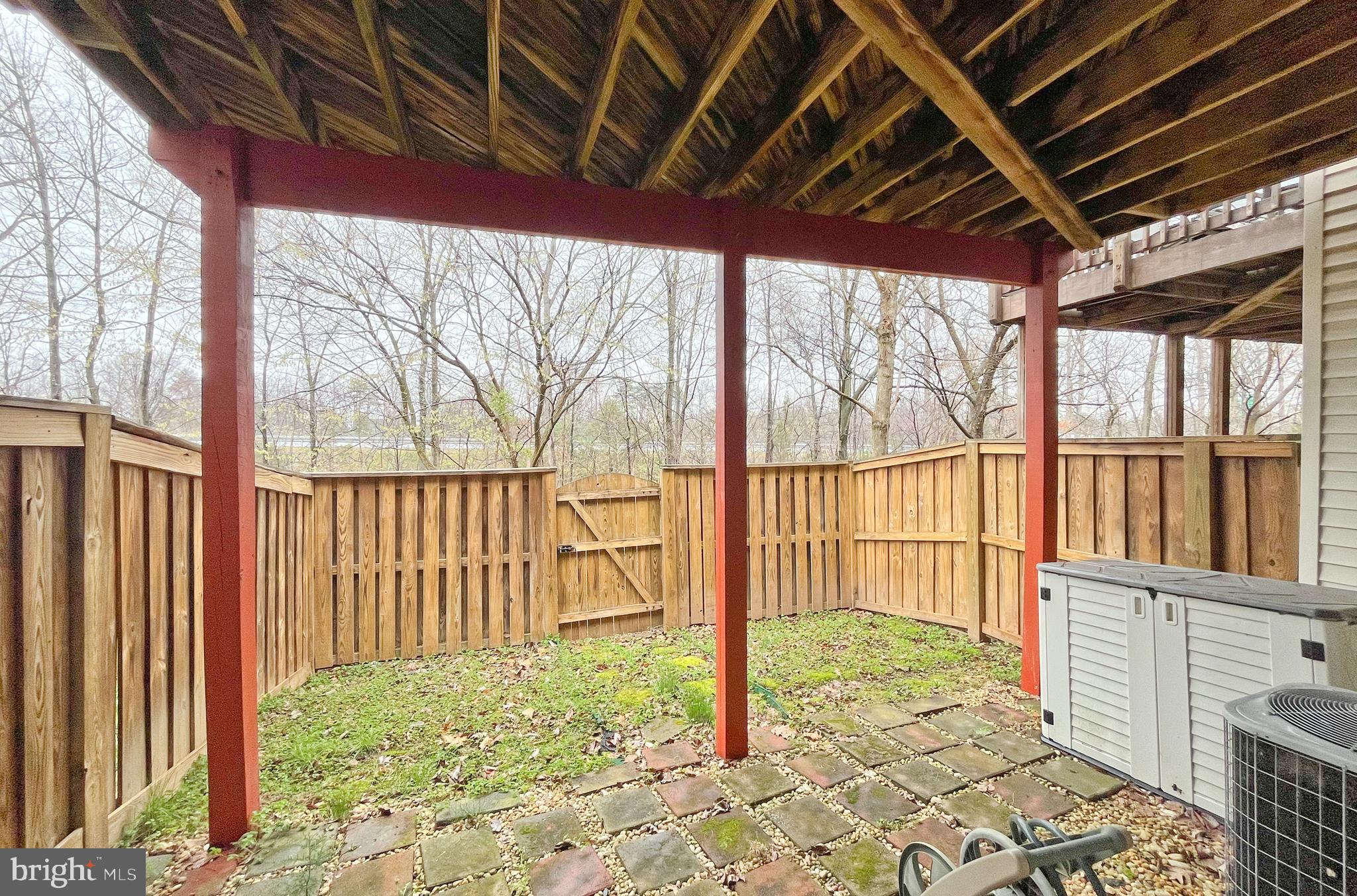 BROADLANDS - Residential Lease