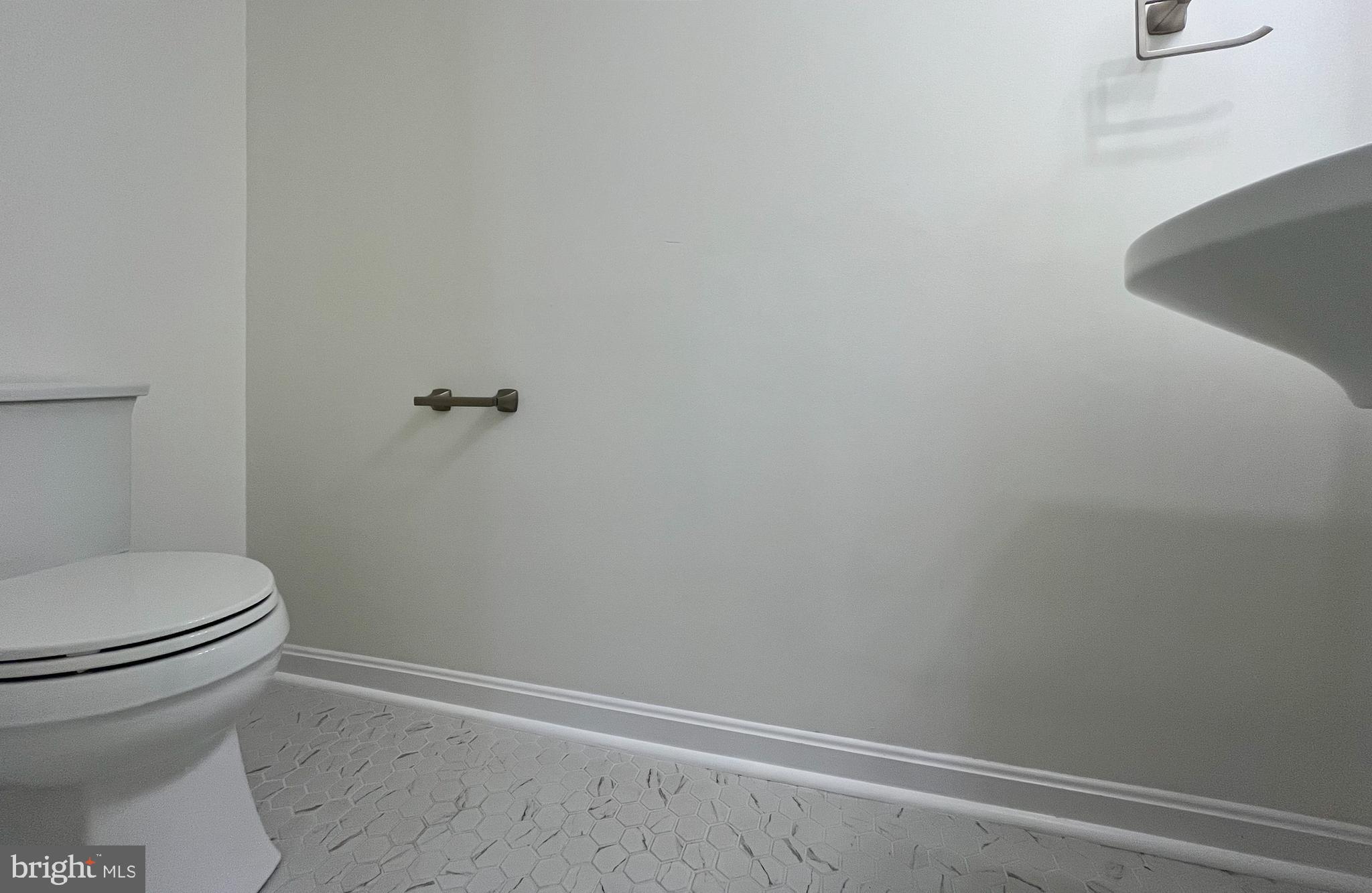 BROADLANDS - Residential Lease