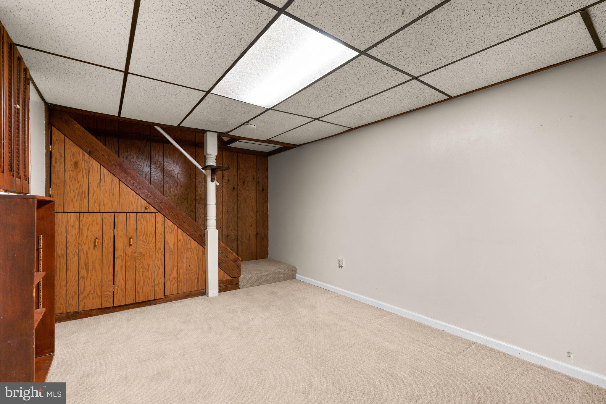 MAYFIELD MANOR - Residential