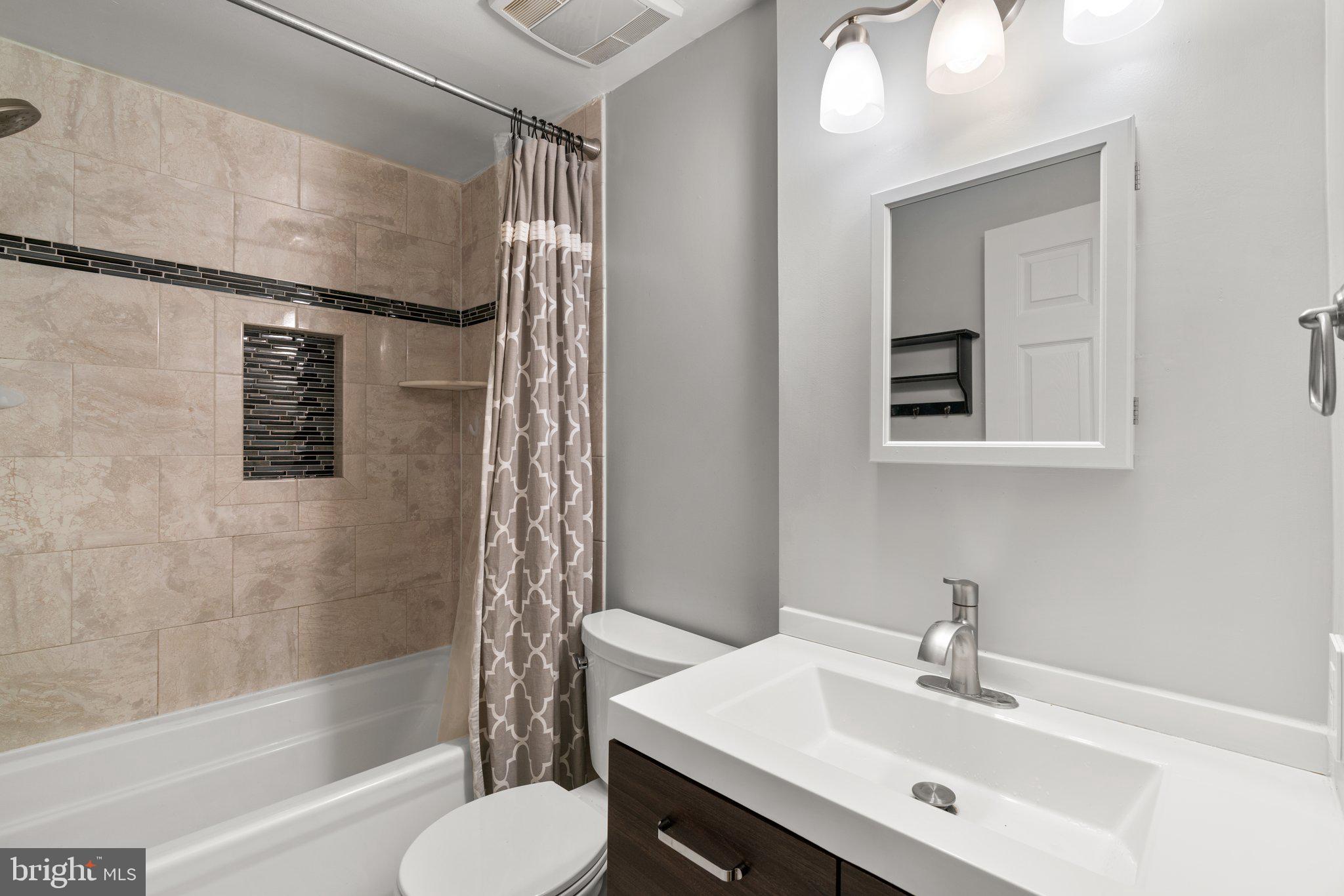 MAYFIELD MANOR - Residential