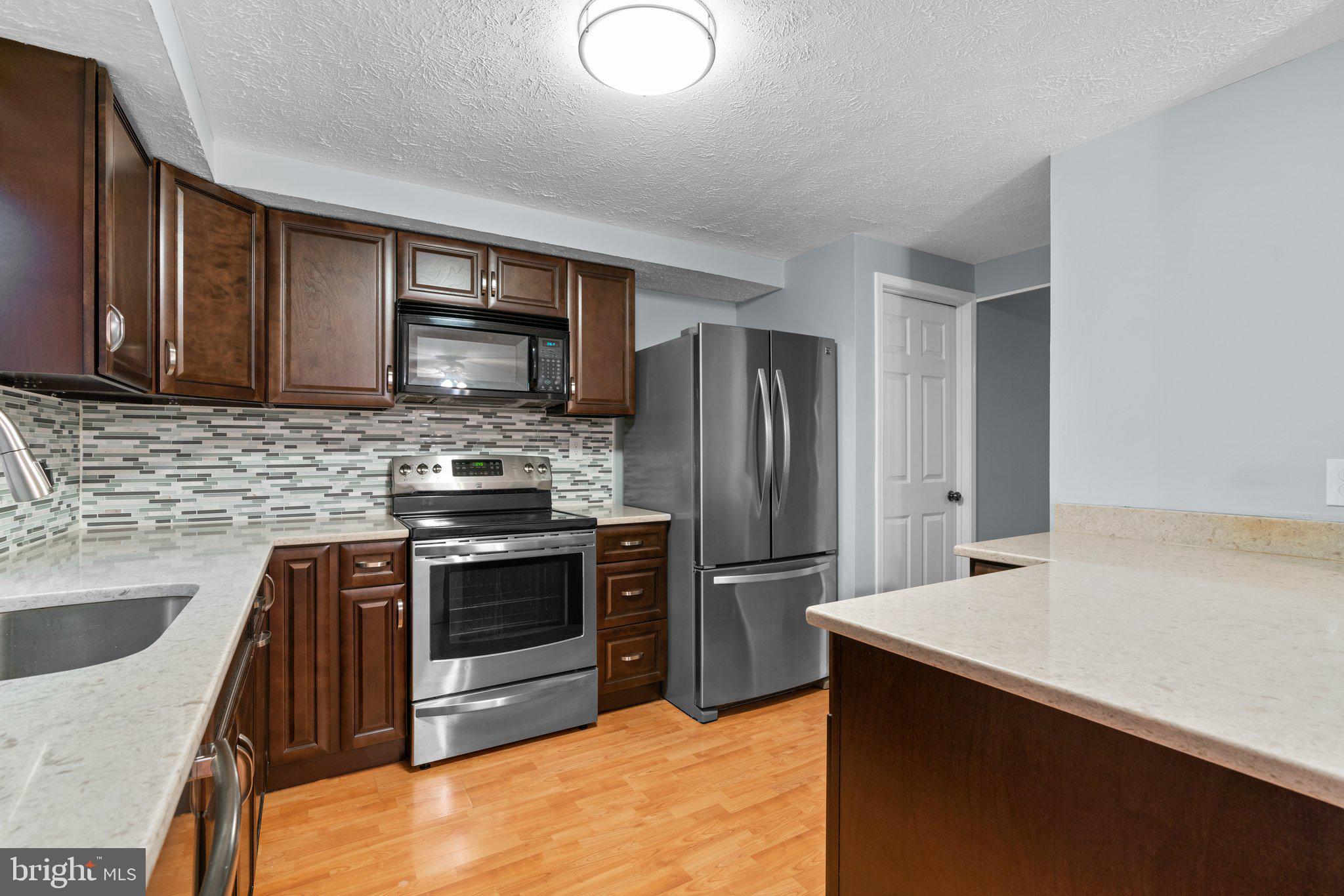 MAYFIELD MANOR - Residential