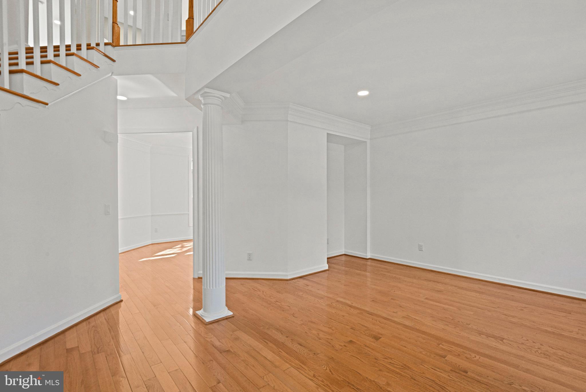 COURTHOUSE COMMONS - Residential