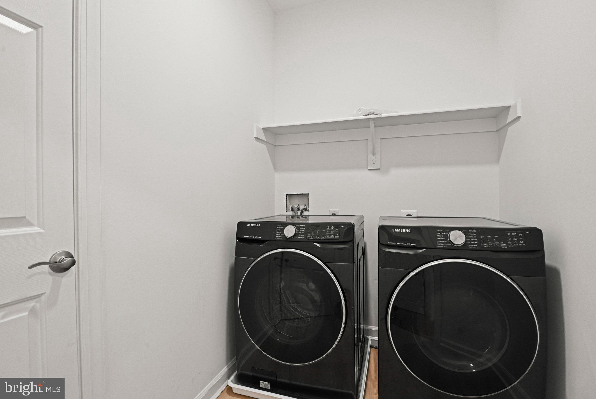 COURTHOUSE COMMONS - Residential