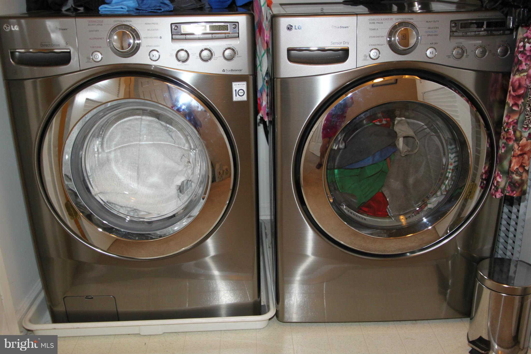 EAST MARKET AT FAIR LAKE - Residential