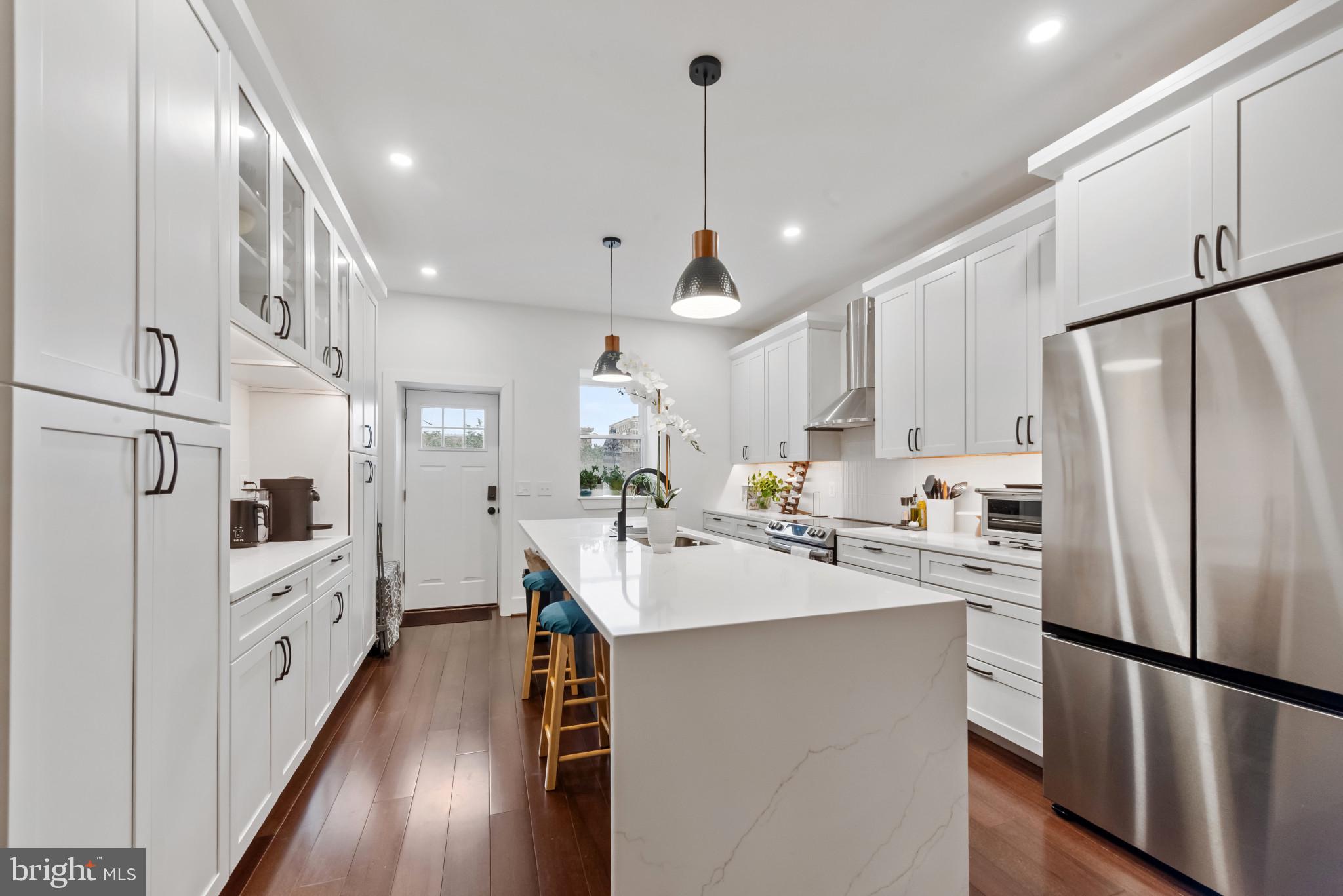HAMPDEN HISTORIC DISTRICT - Residential Lease