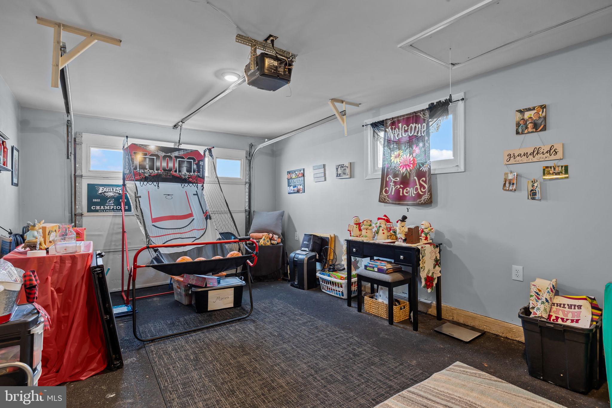 CRABTREE HOLLOW - Residential