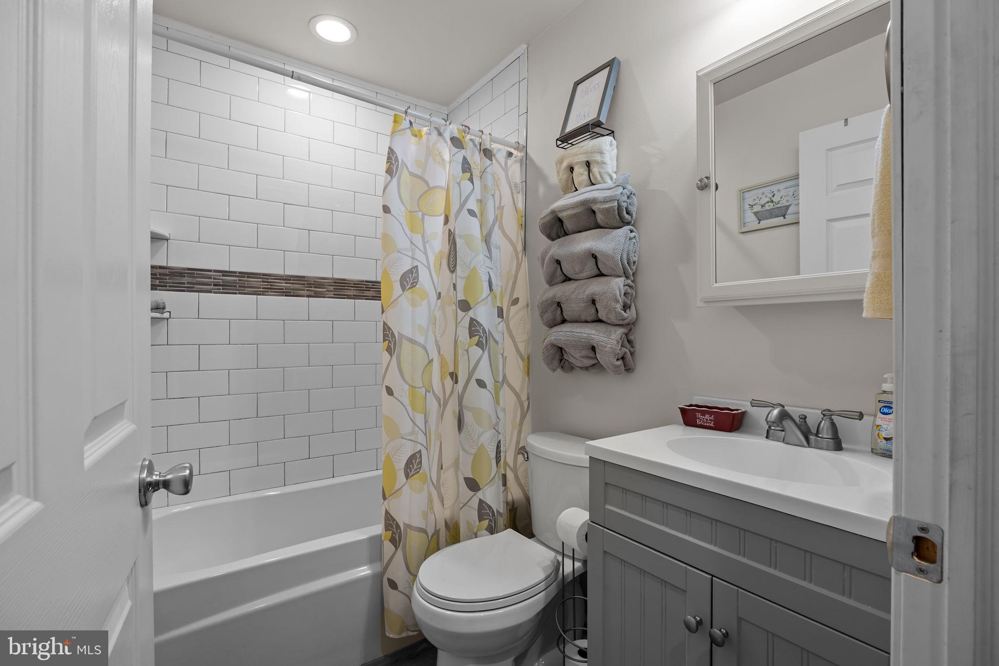 CRABTREE HOLLOW - Residential