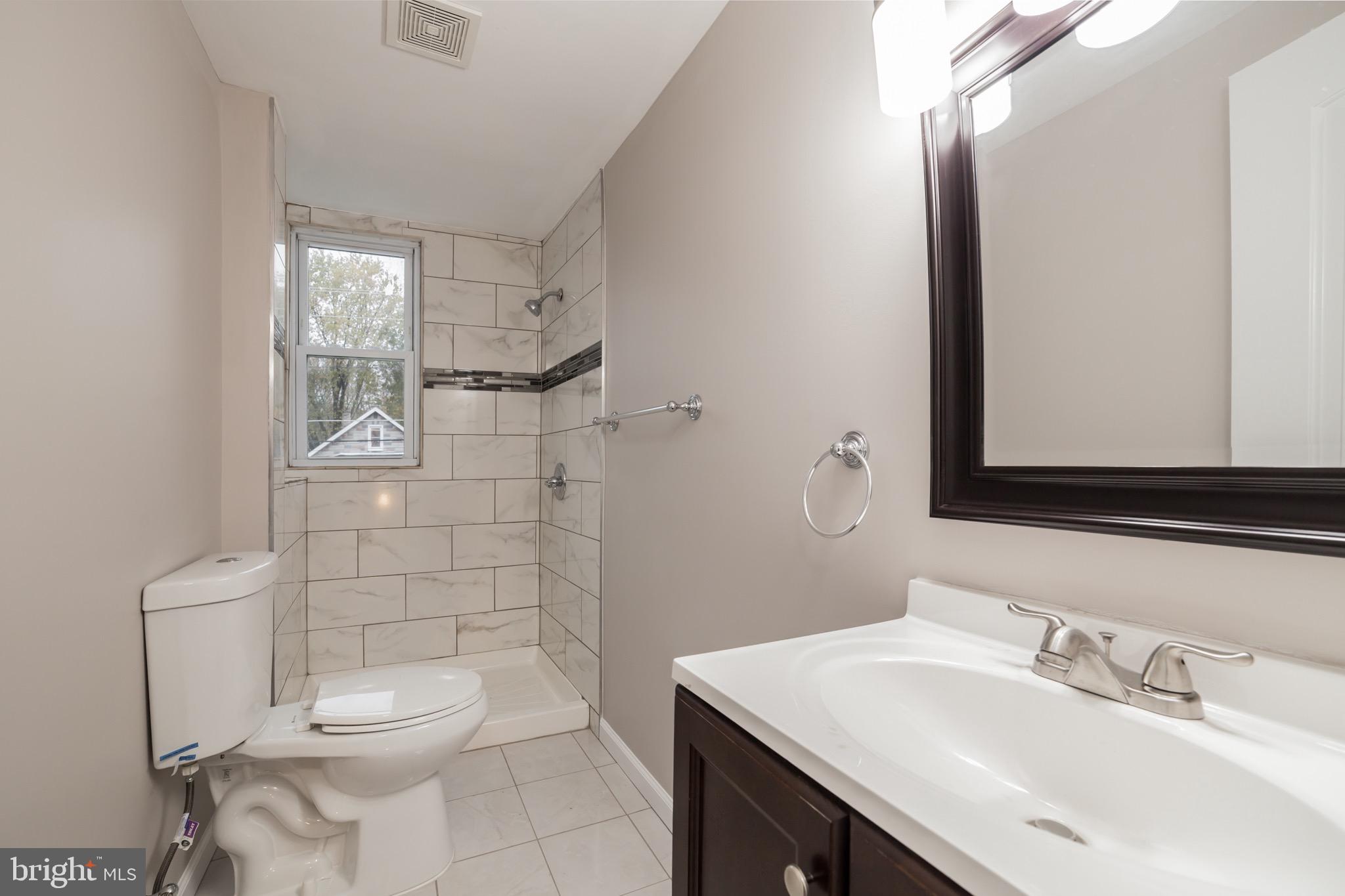 WOODSIDE - Residential