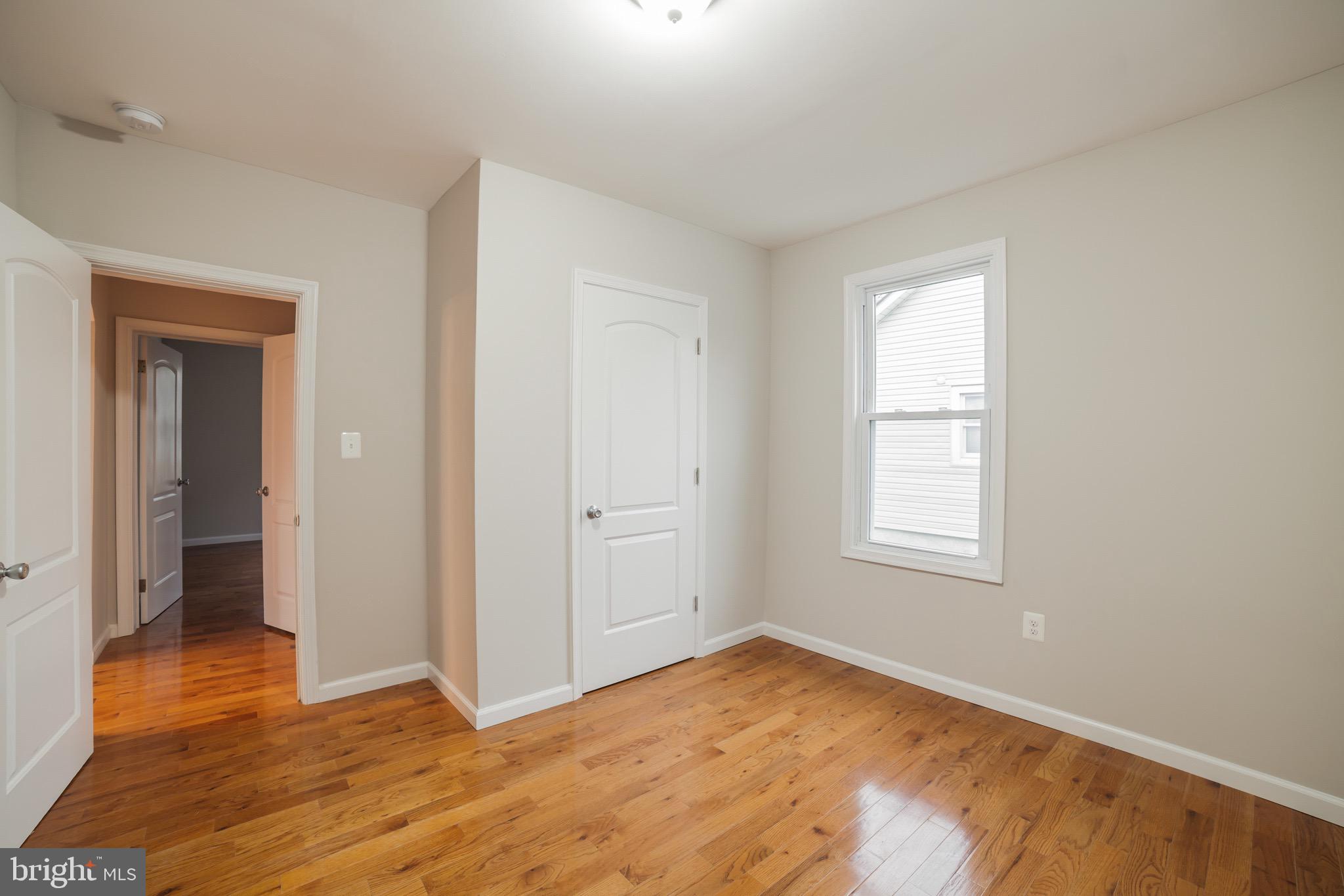 WOODSIDE - Residential