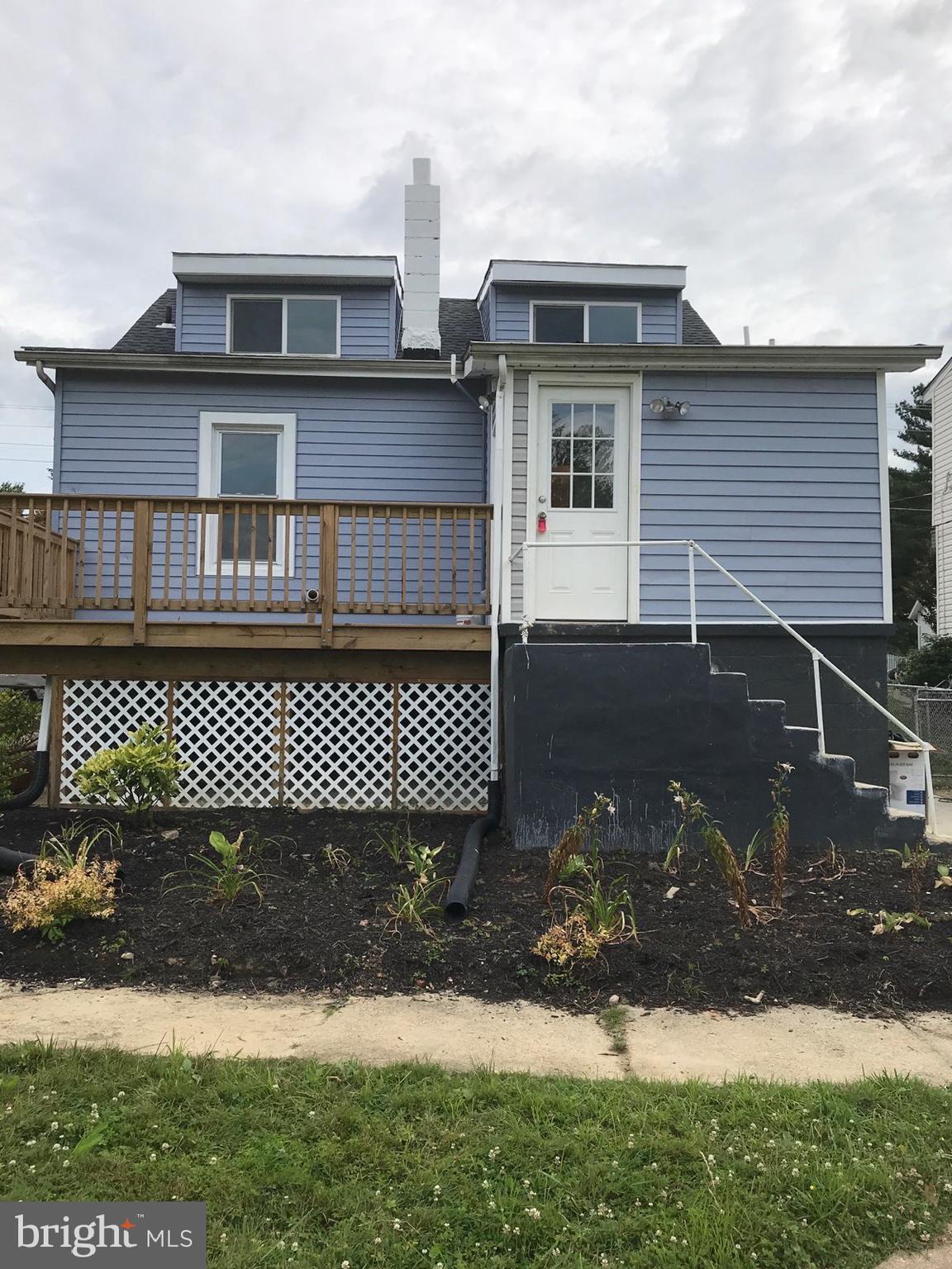 WOODSIDE - Residential