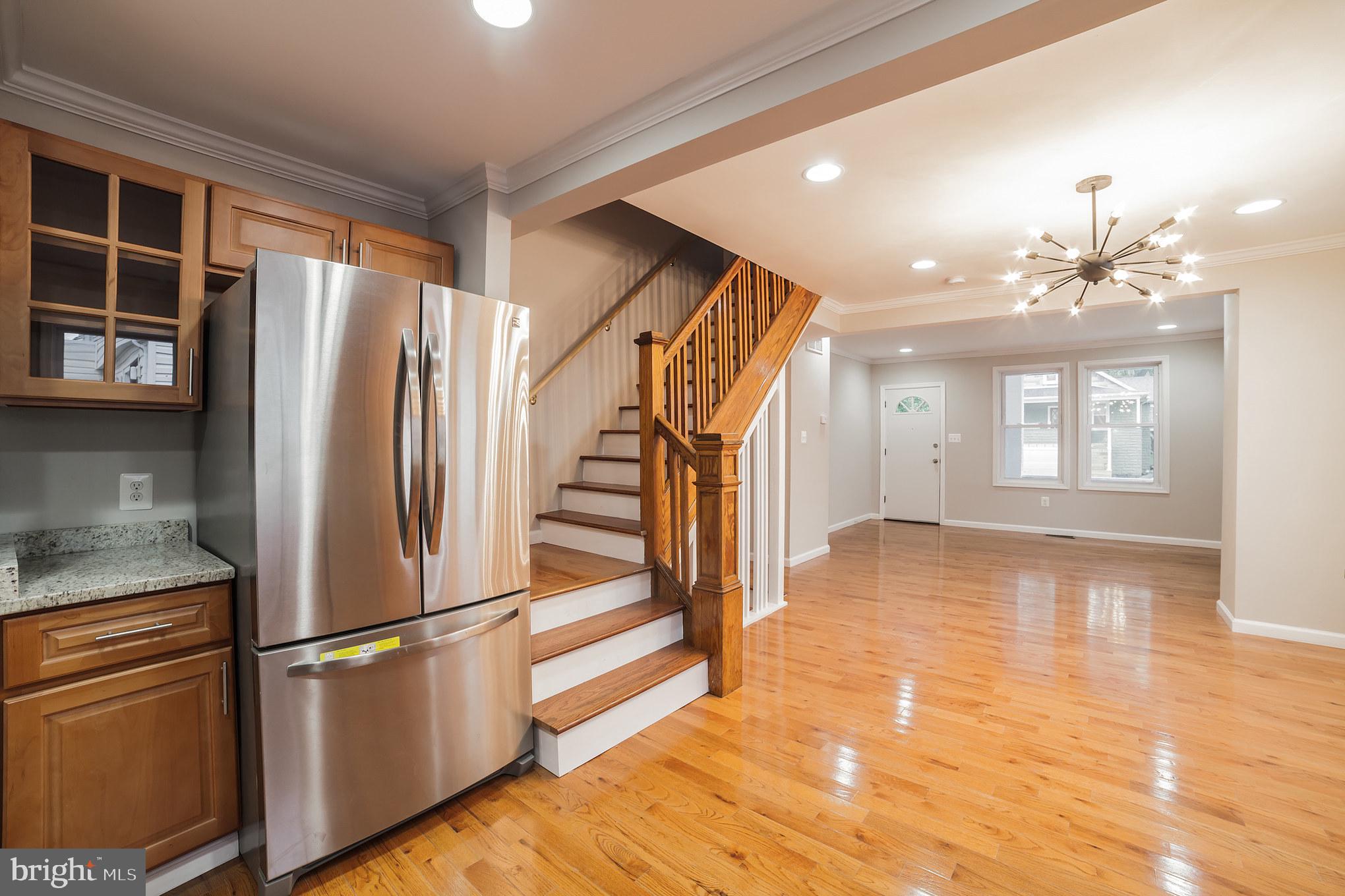 WOODSIDE - Residential