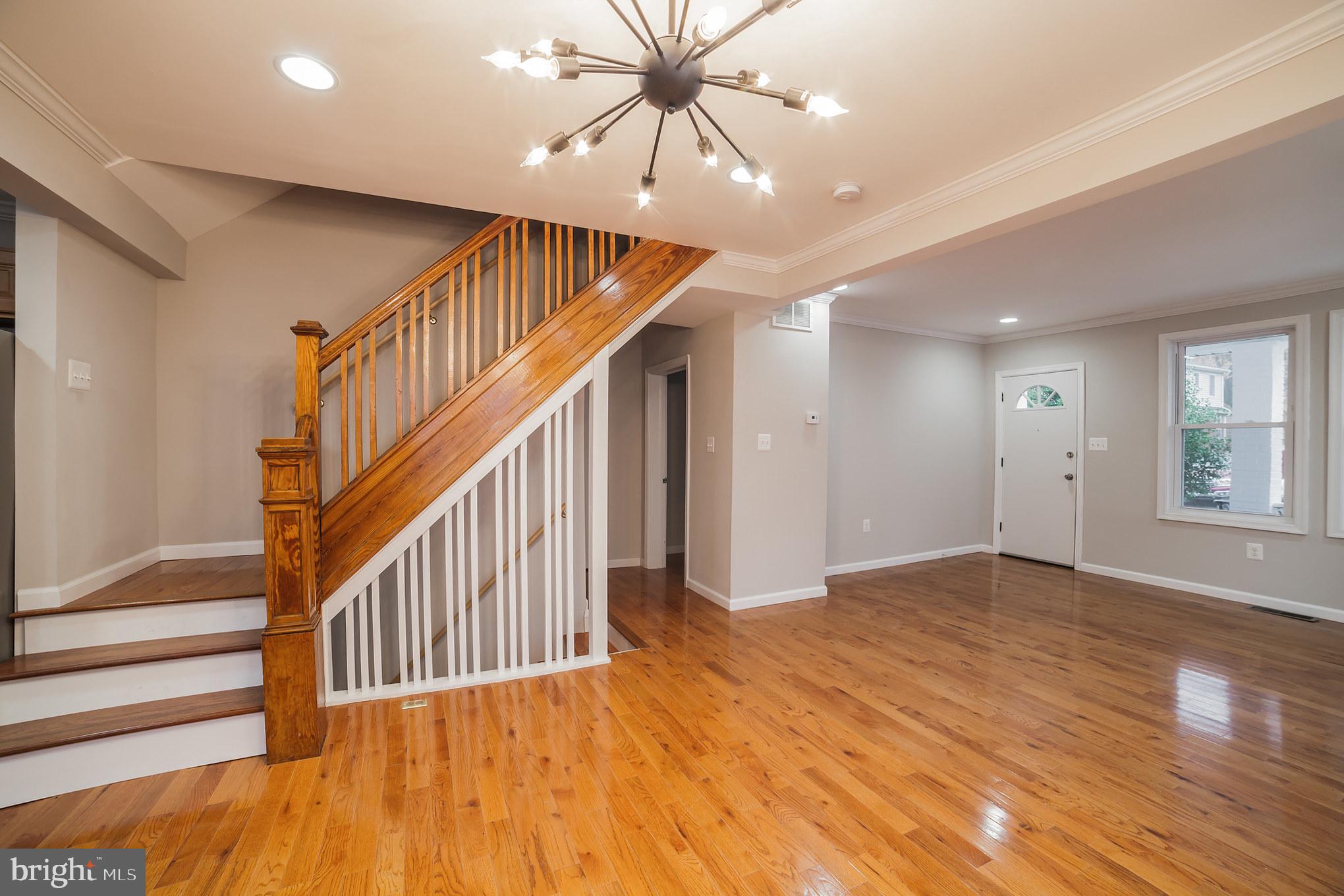 WOODSIDE - Residential