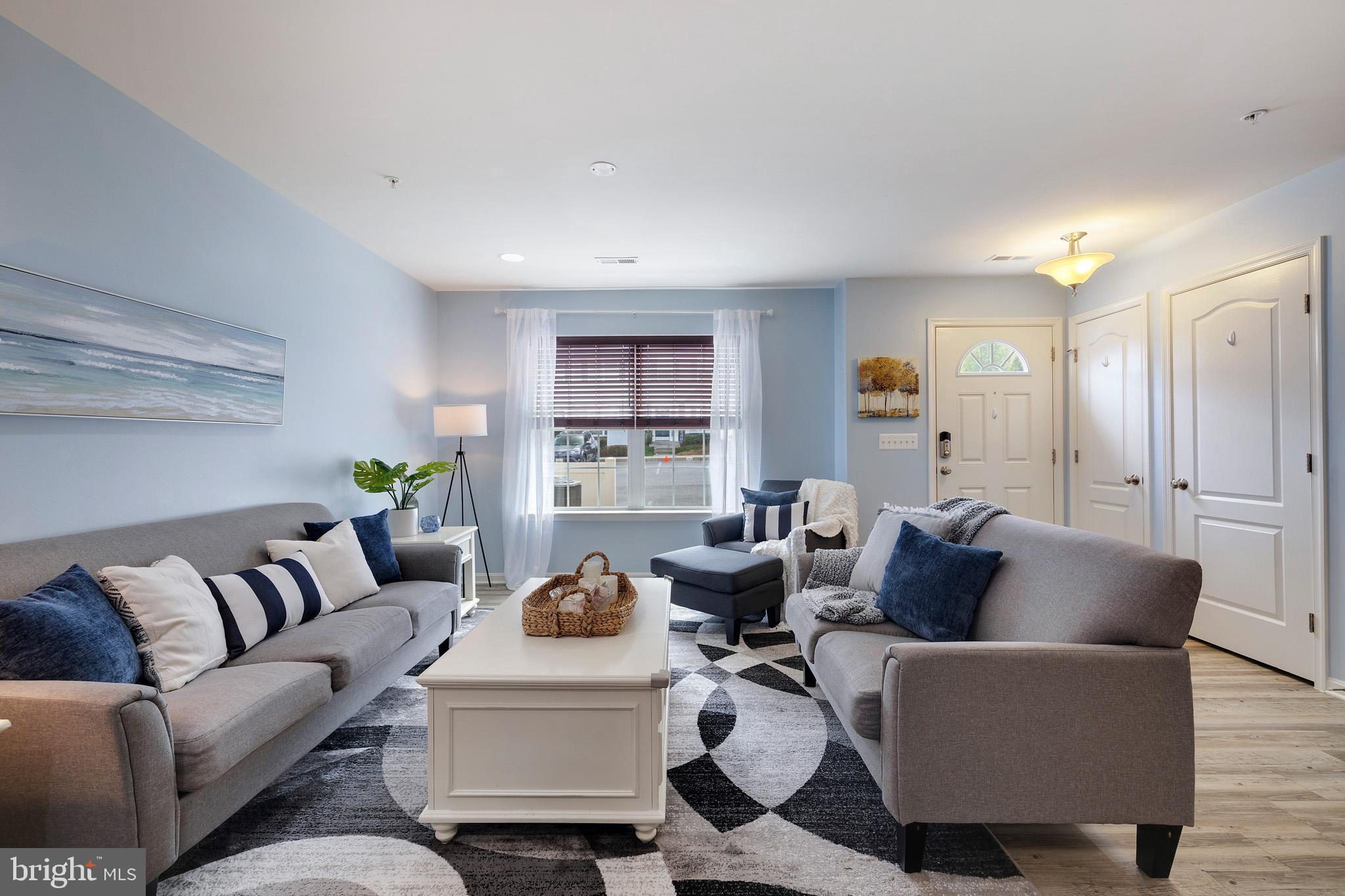 RESERVOIR RIDGE - Residential