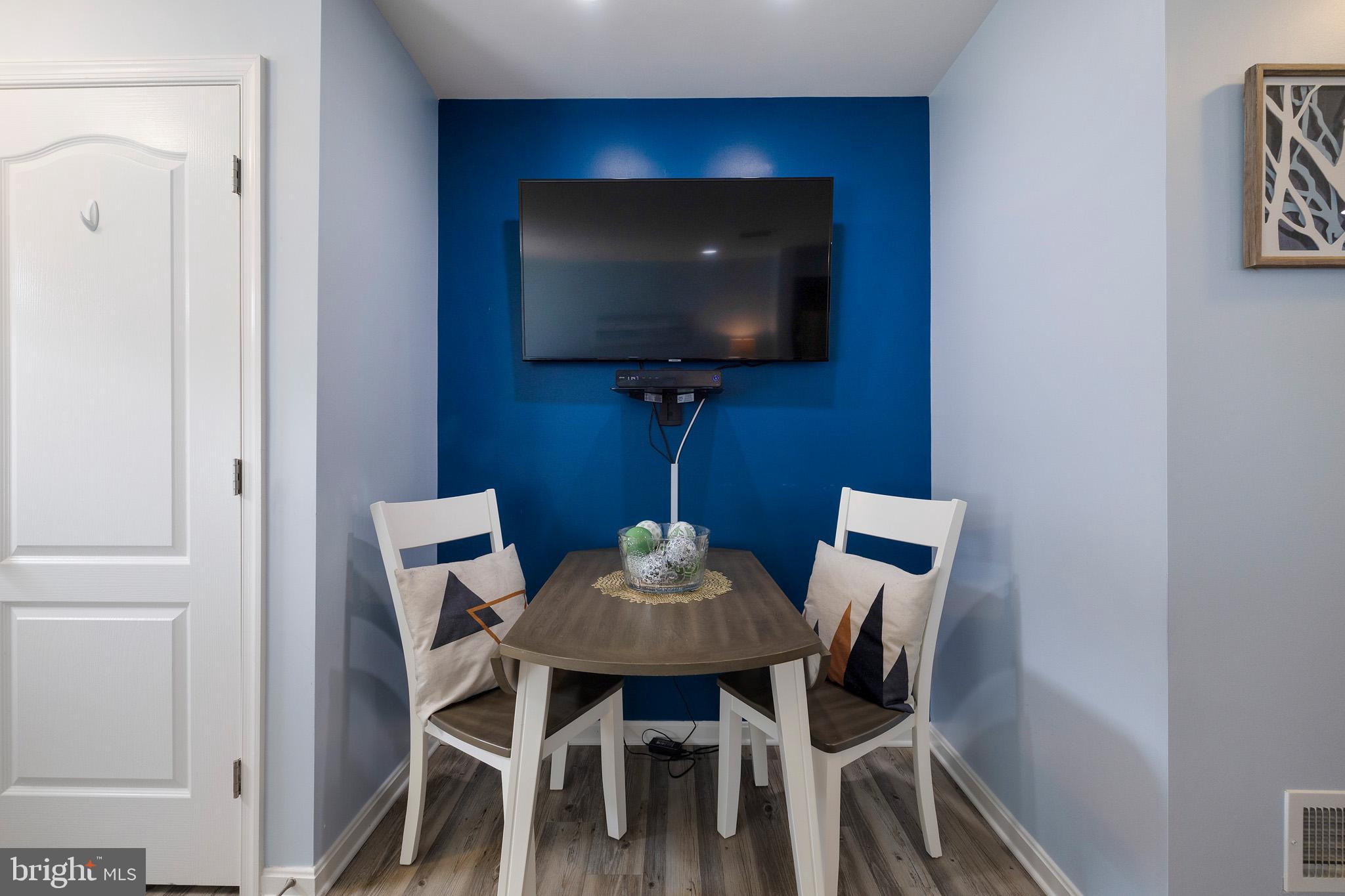 RESERVOIR RIDGE - Residential