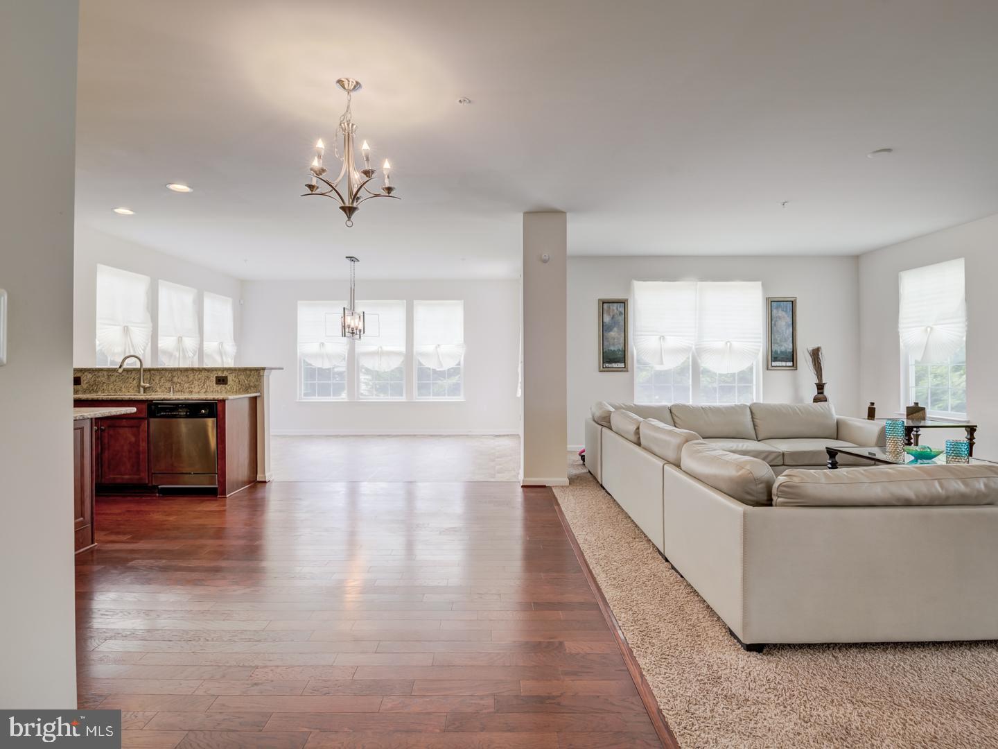 PINEY GROVE ESTATES - Residential