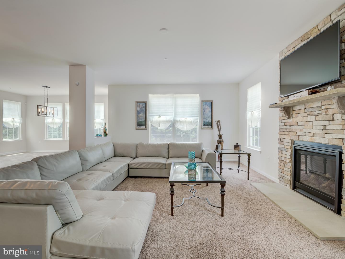 PINEY GROVE ESTATES - Residential