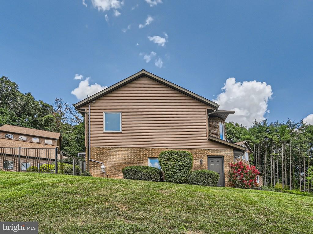 BUCKHORN - Residential