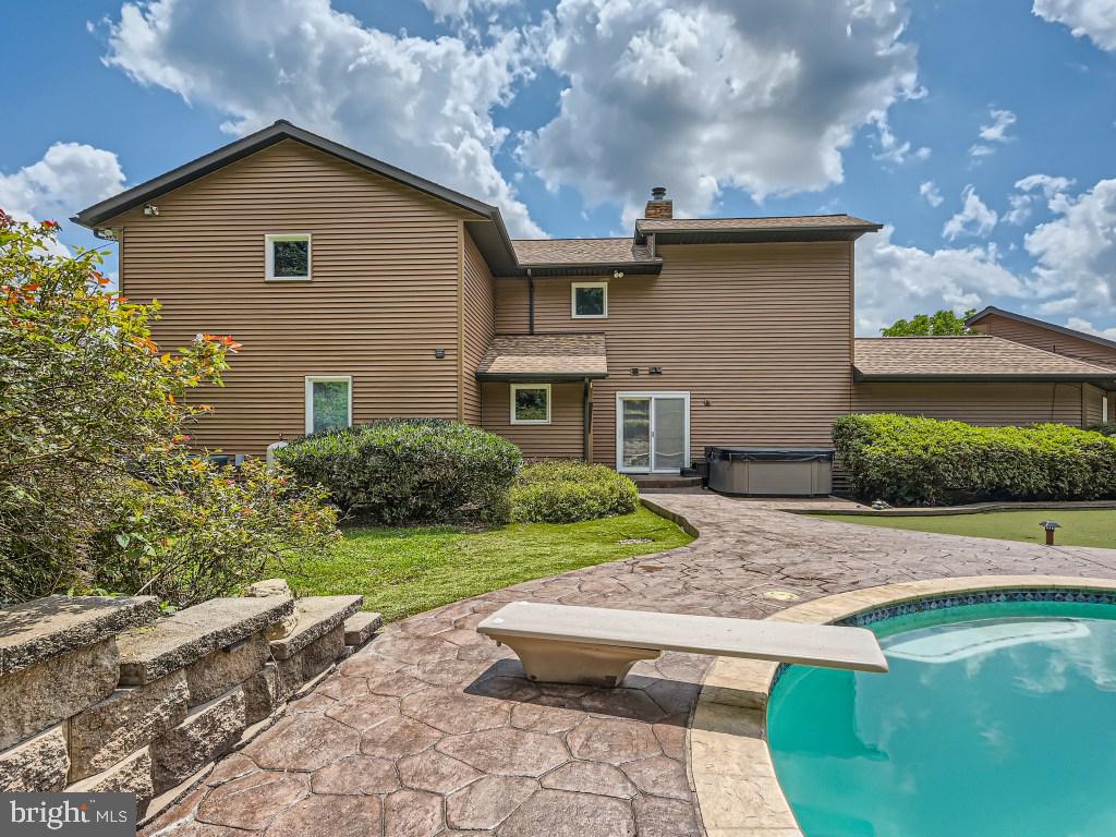 BUCKHORN - Residential