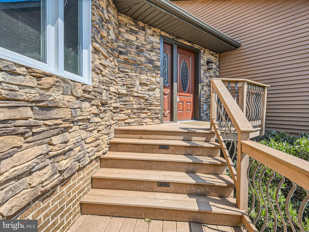 BUCKHORN - Residential