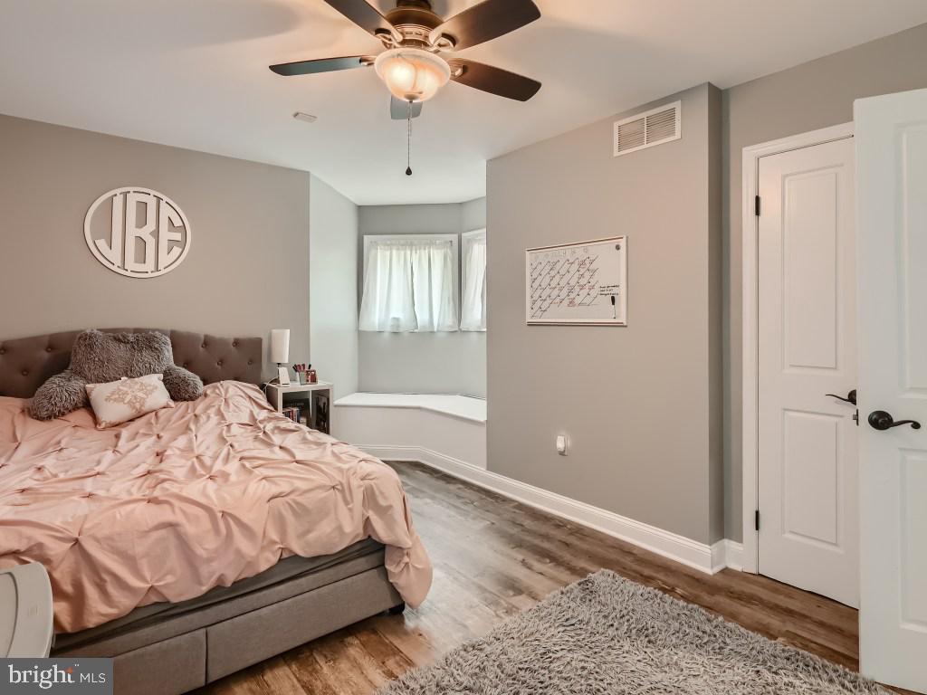 BUCKHORN - Residential