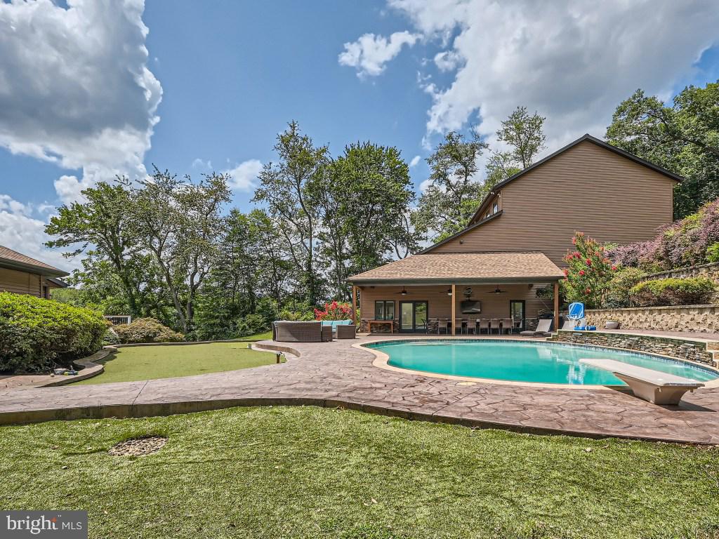 BUCKHORN - Residential