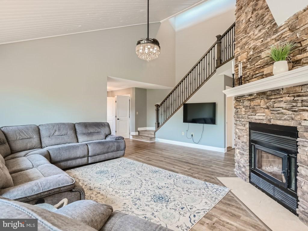 BUCKHORN - Residential