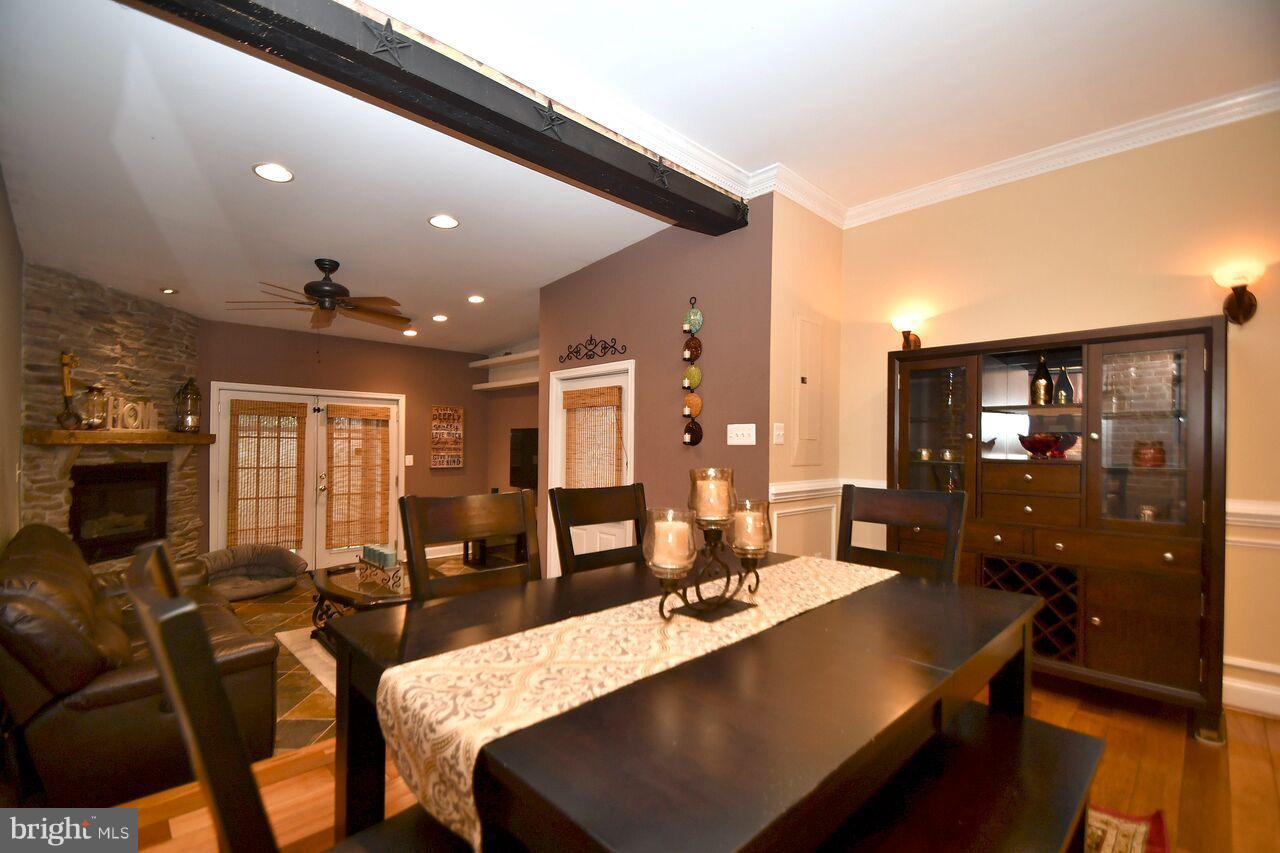 HIGHLANDTOWN - Residential Lease