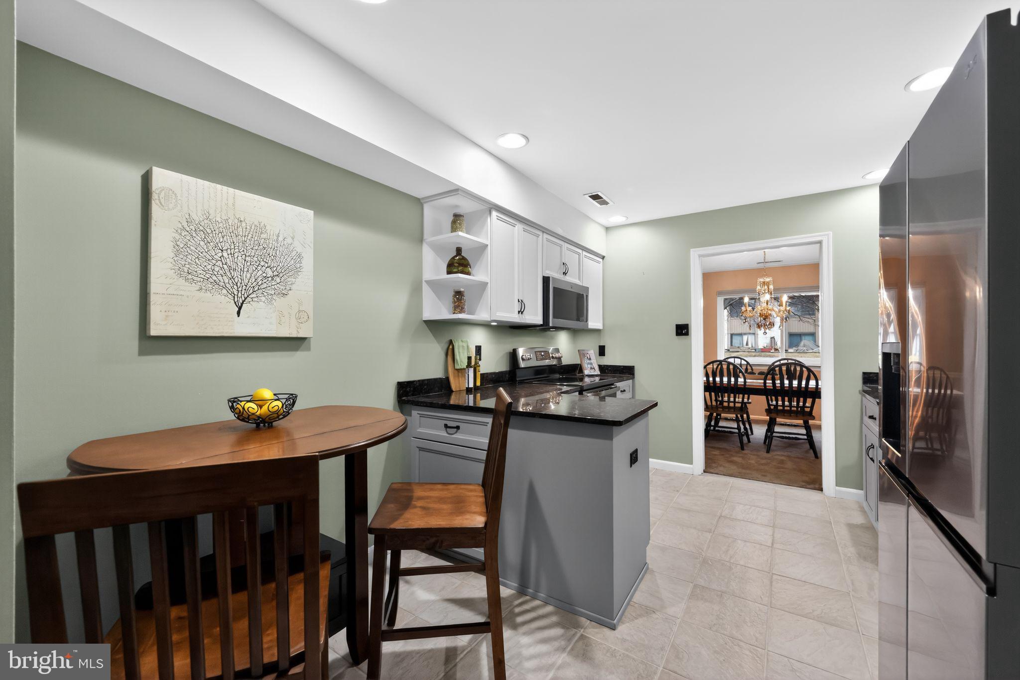 YARDLEY CORNERS - Residential