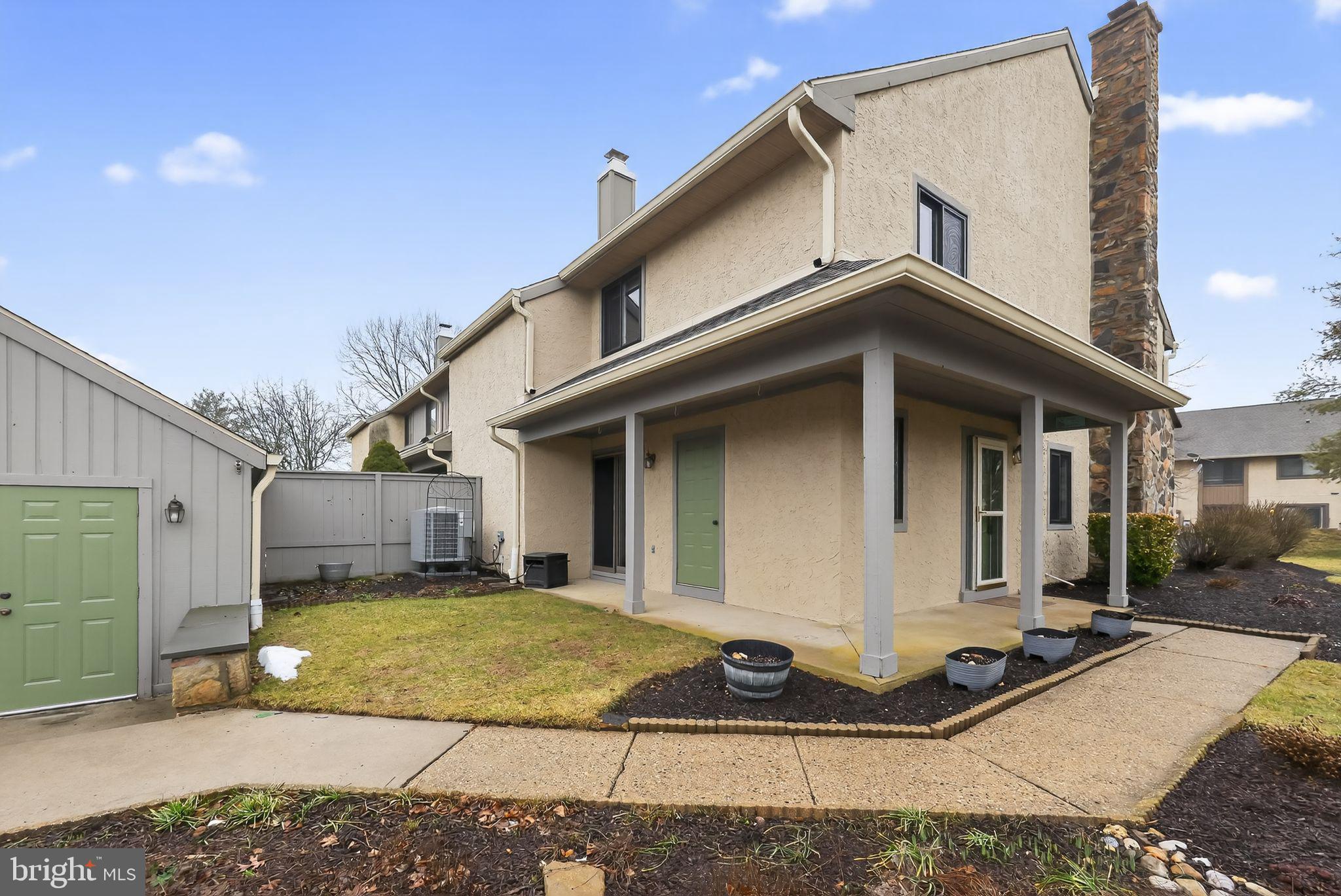 YARDLEY CORNERS - Residential