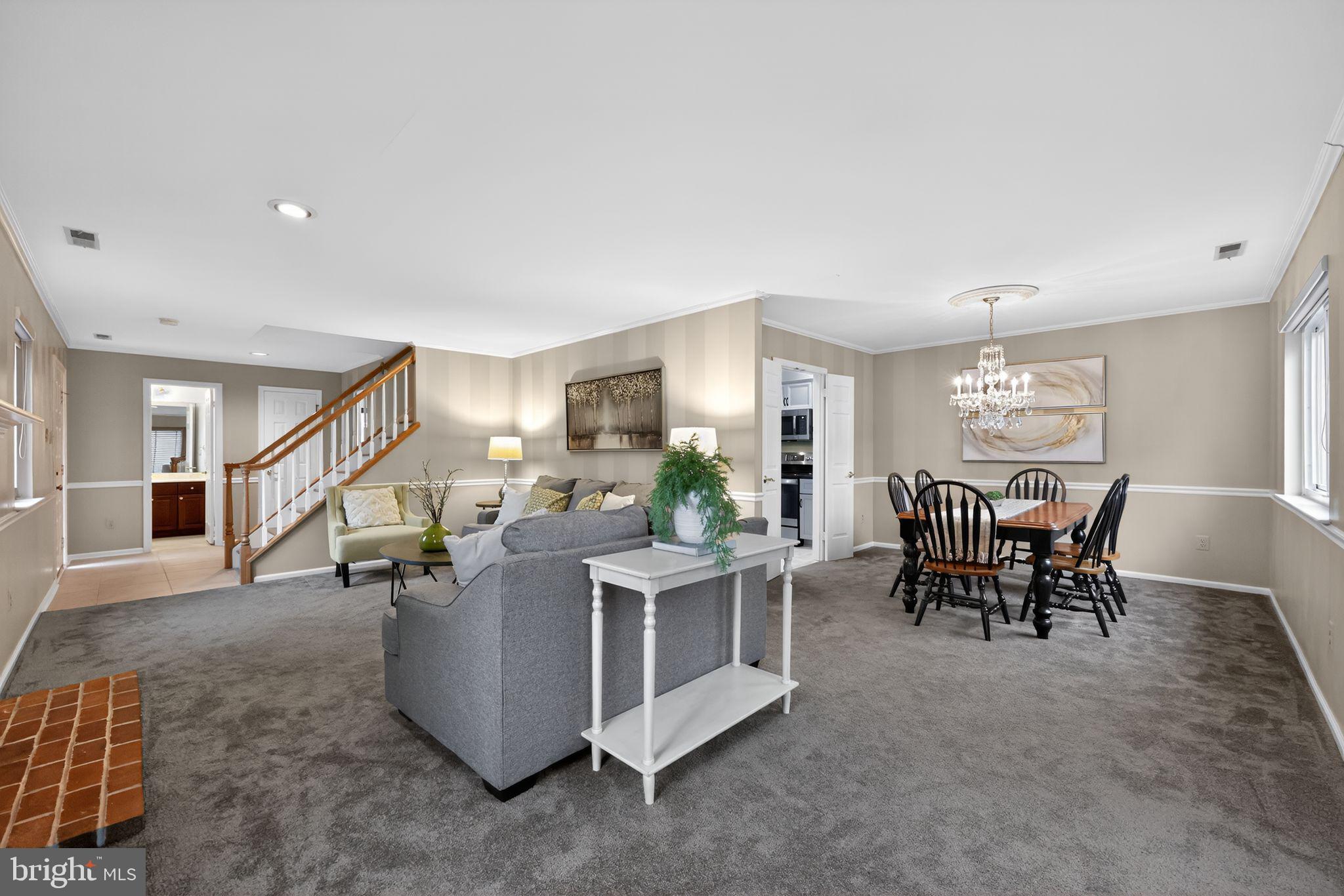 YARDLEY CORNERS - Residential