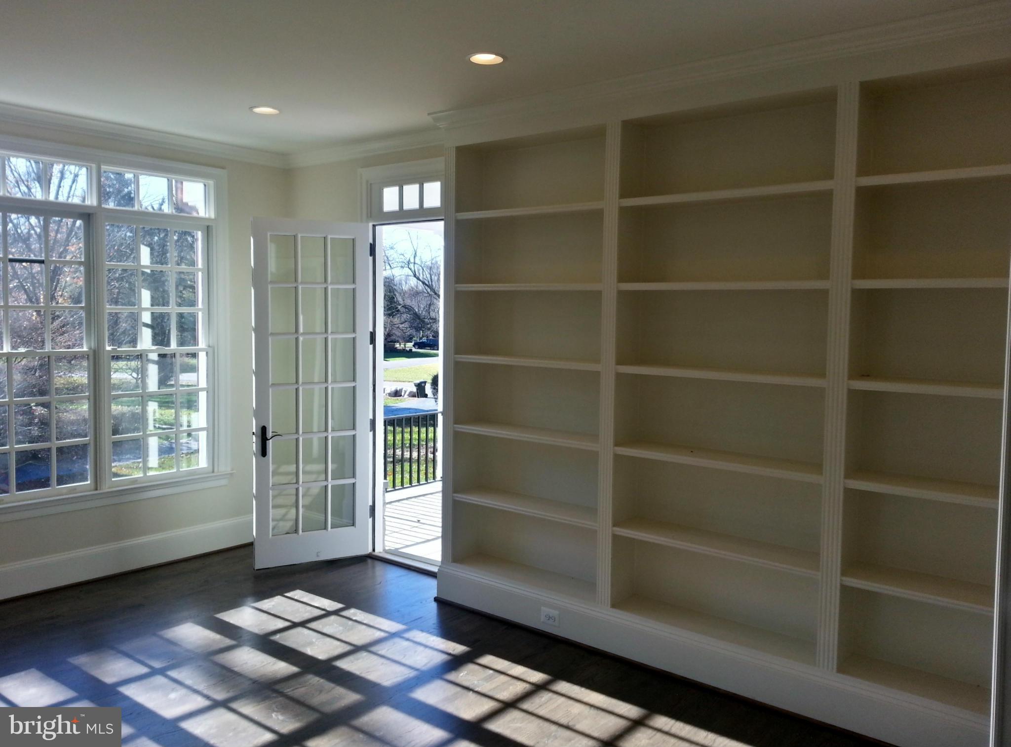 WOODHAVEN - Residential