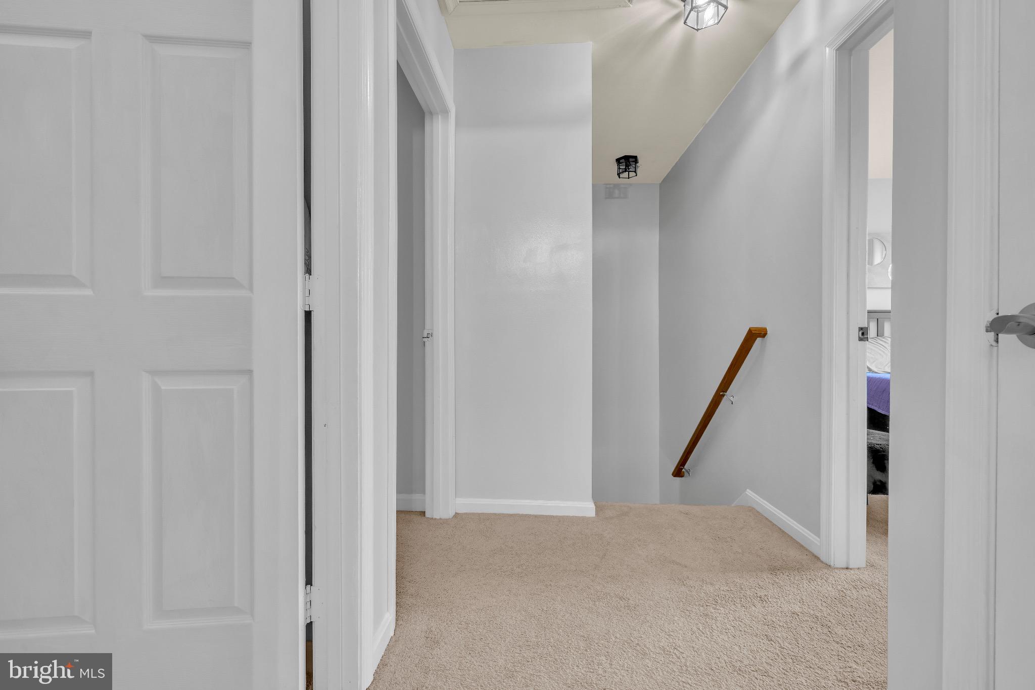 SEVEN OAKS - Residential